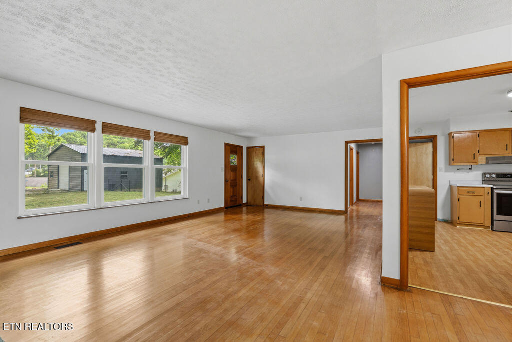 150 Turner Drive Harriman TN 37748