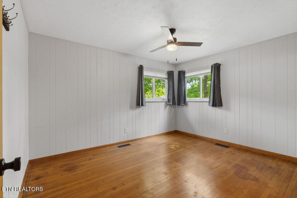 150 Turner Drive Harriman TN 37748