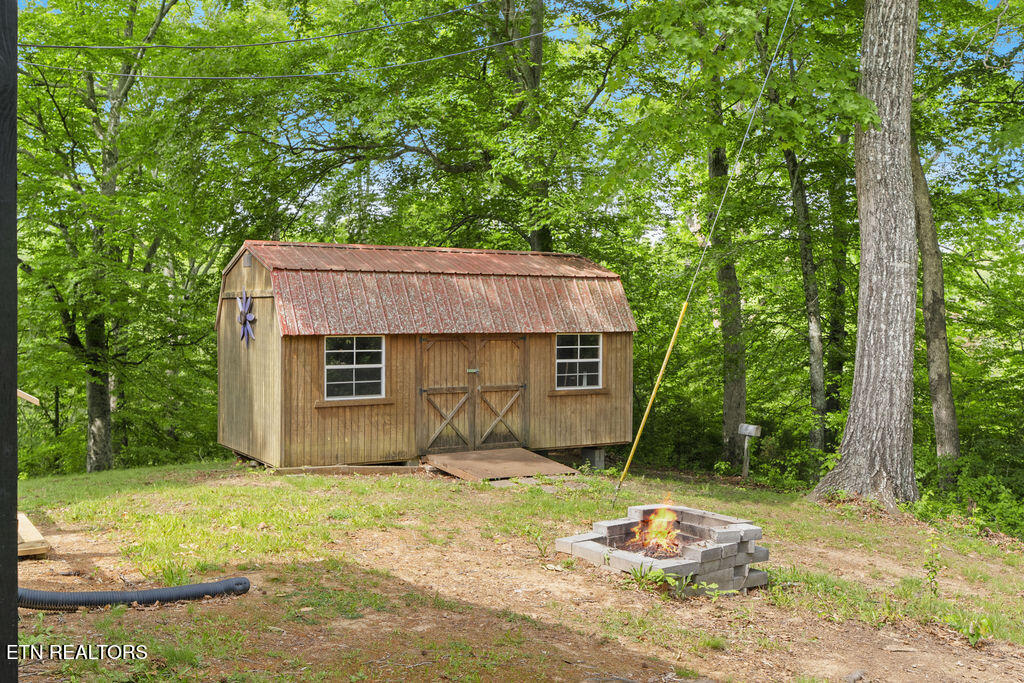 150 Turner Drive Harriman TN 37748