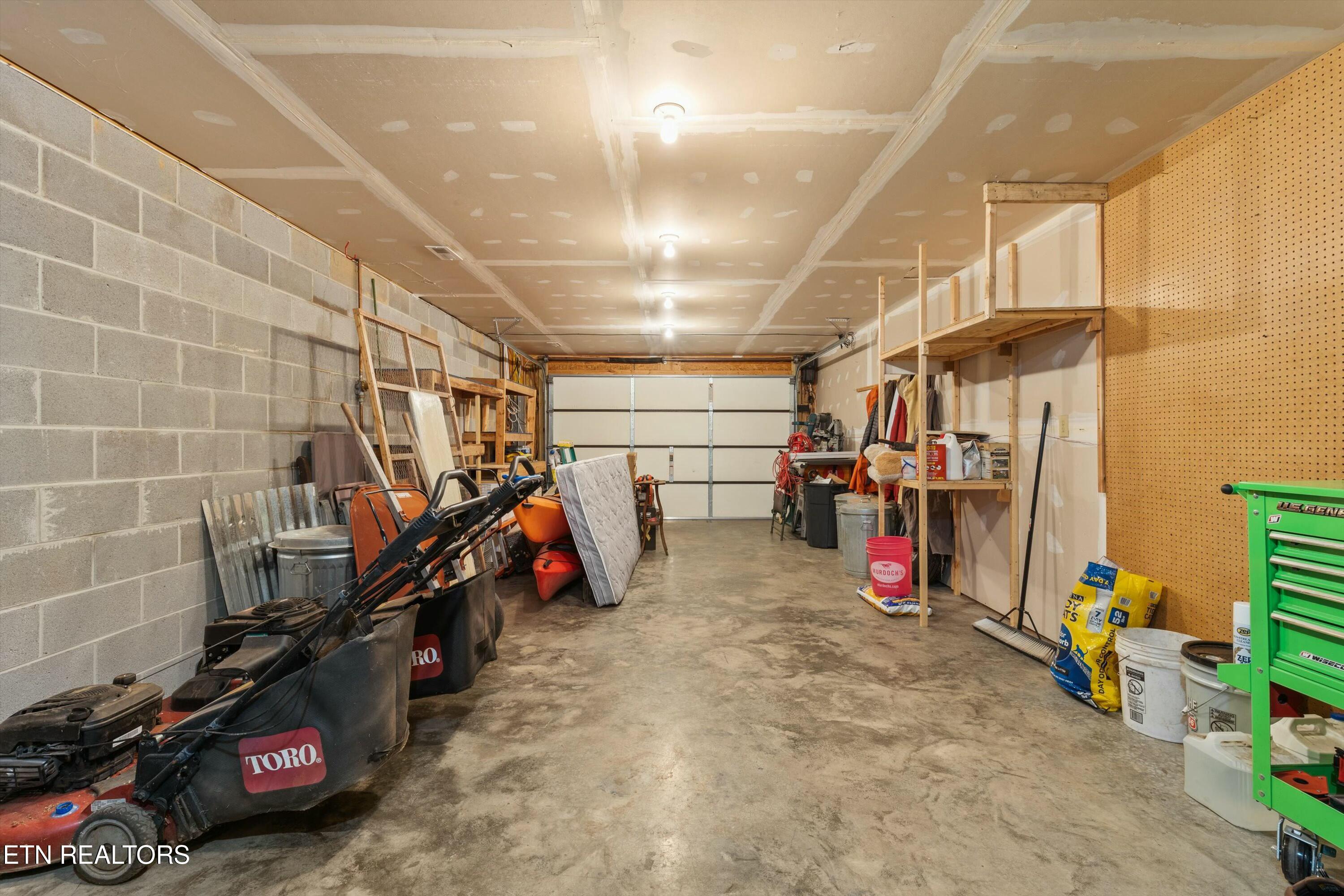 320 Poland Hollow Road Harriman TN 37748