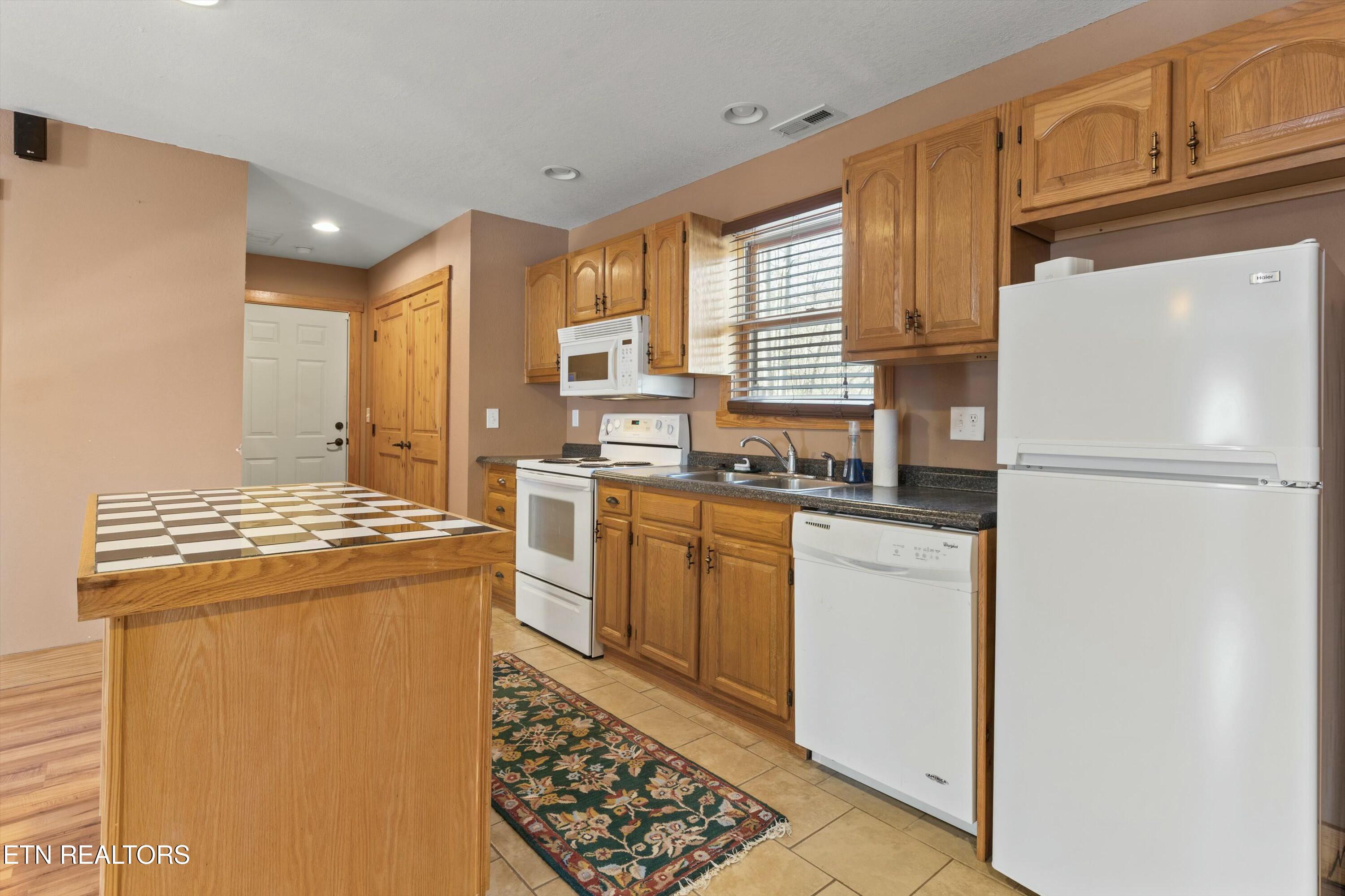 320 Poland Hollow Road Harriman TN 37748