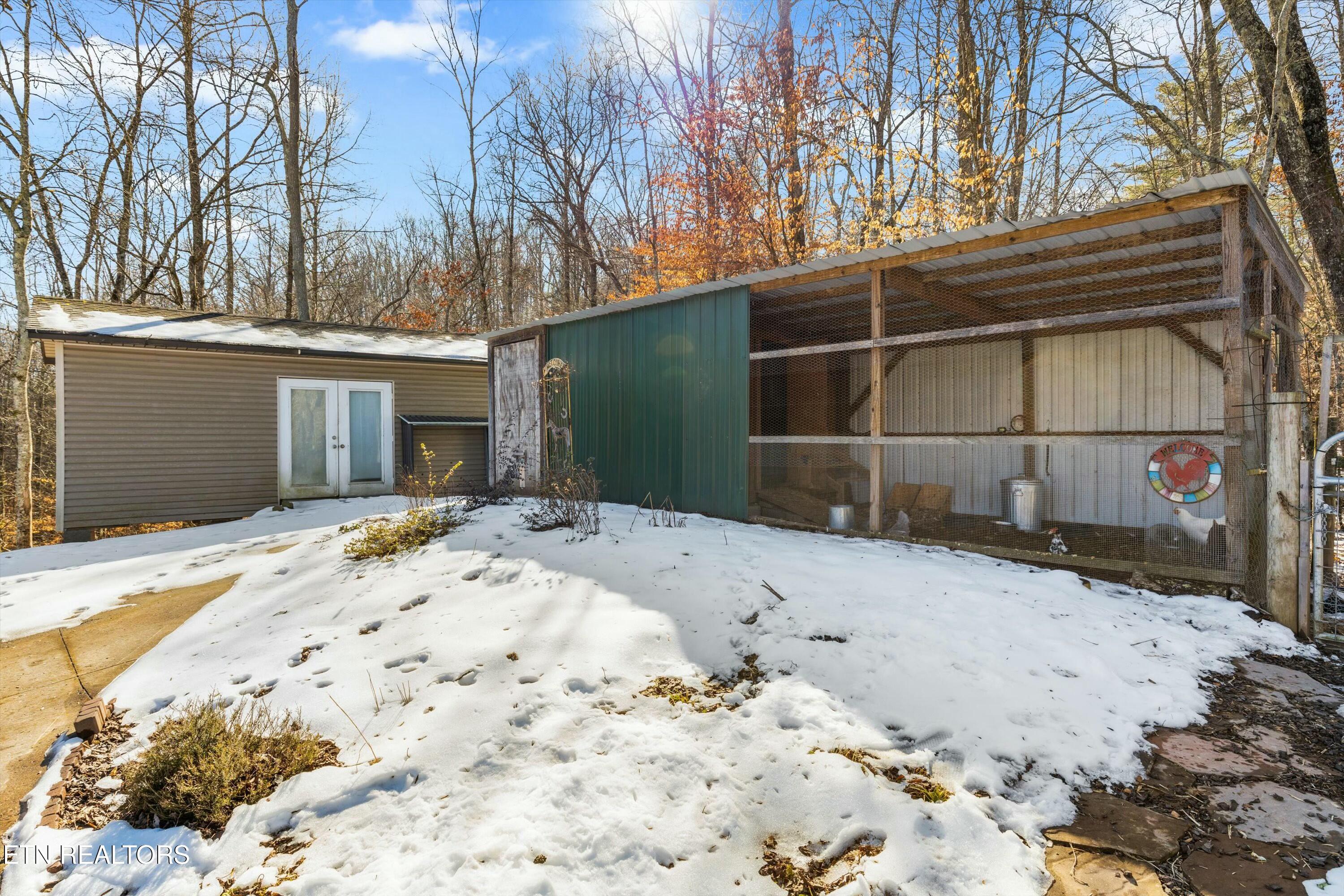 320 Poland Hollow Road Harriman TN 37748