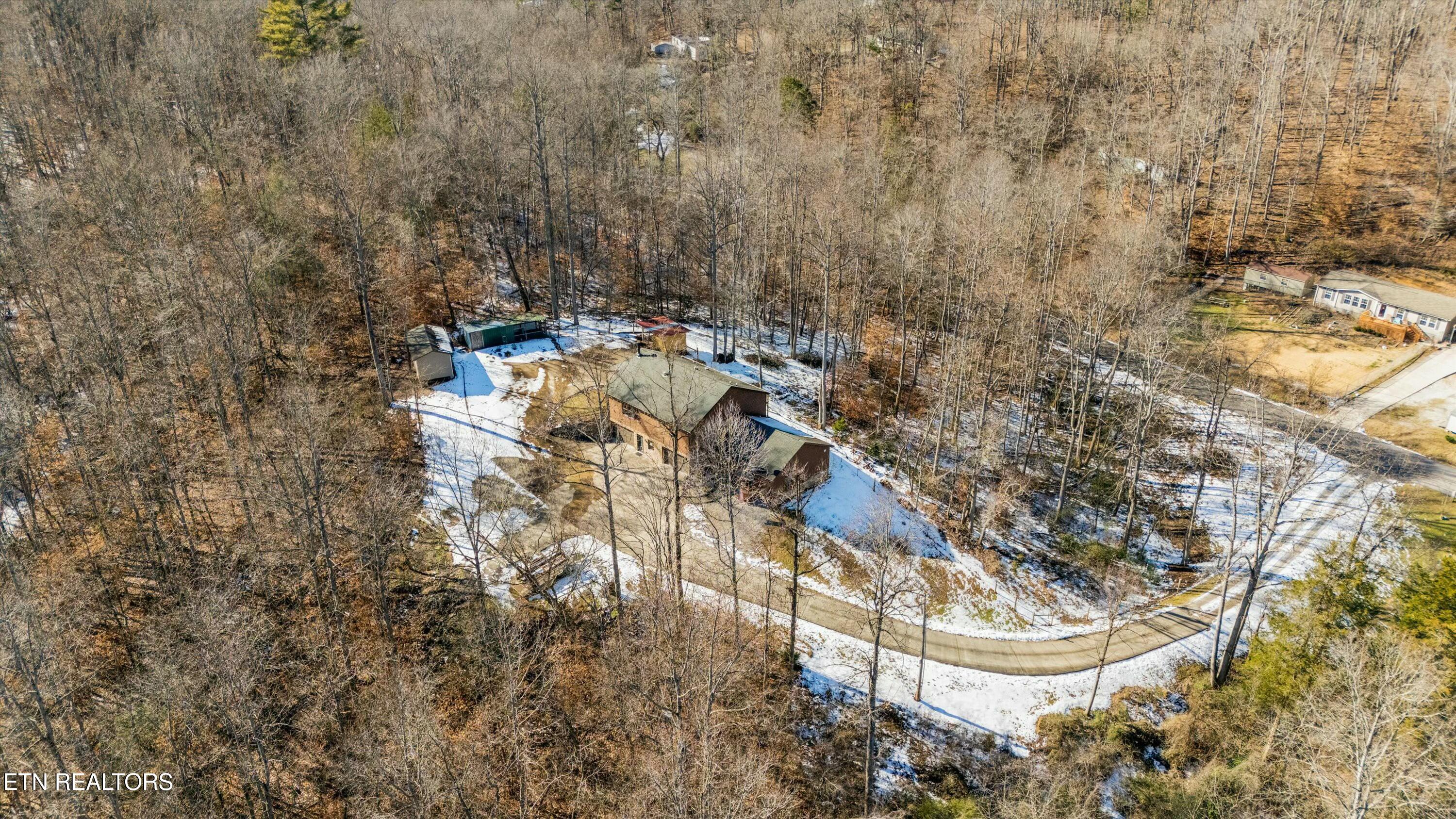 320 Poland Hollow Road Harriman TN 37748