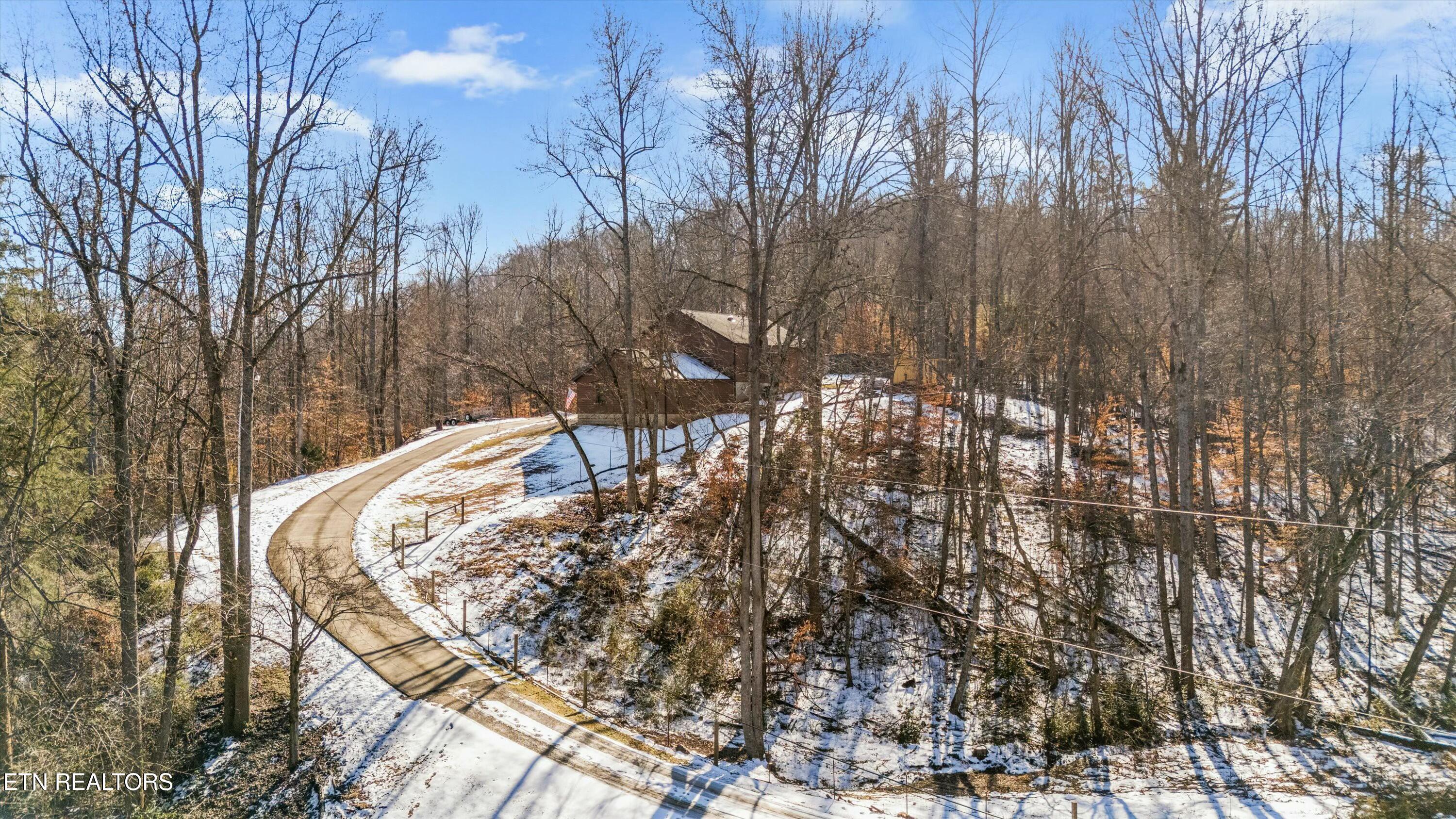 320 Poland Hollow Road Harriman TN 37748