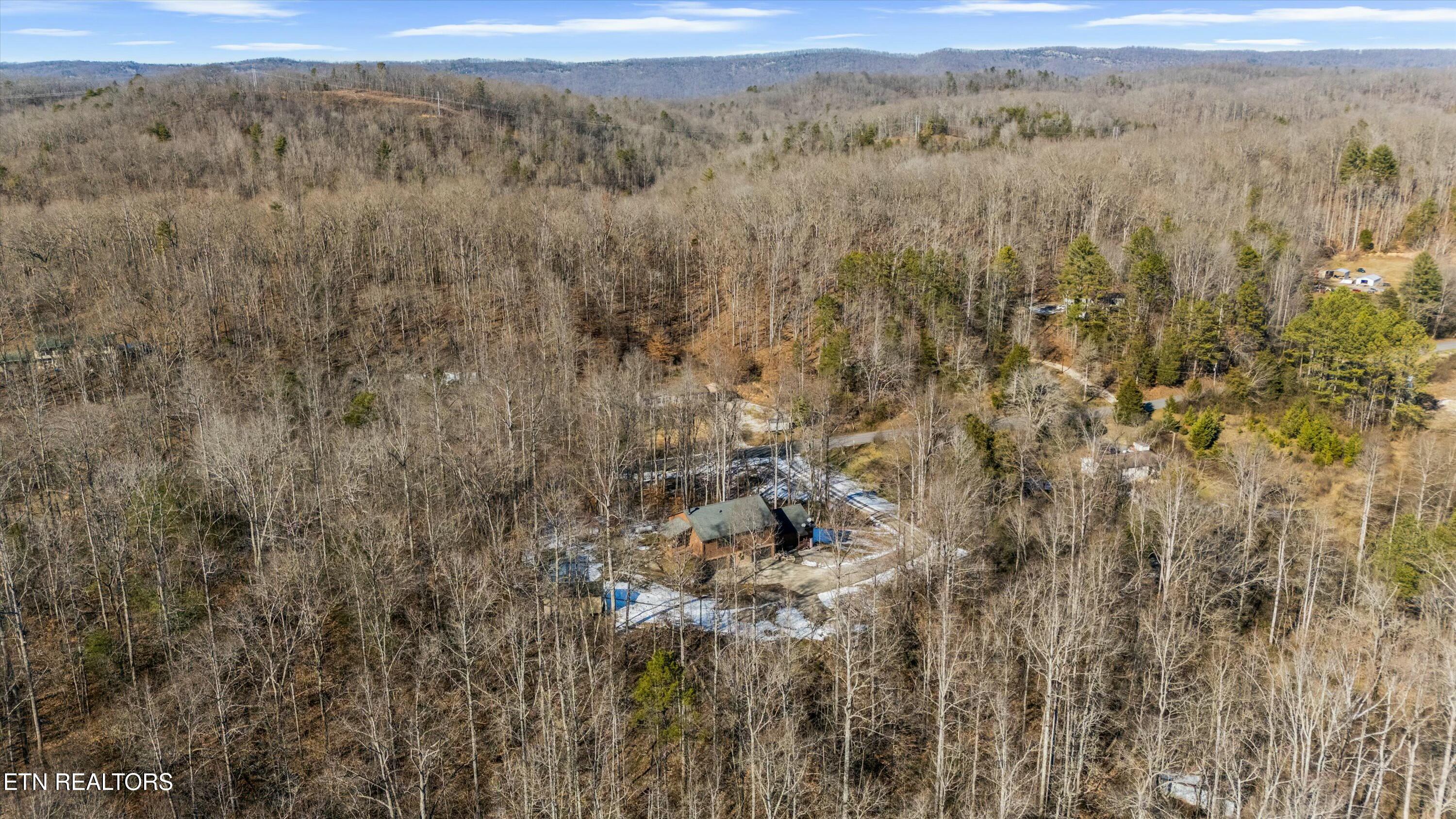 320 Poland Hollow Road Harriman TN 37748