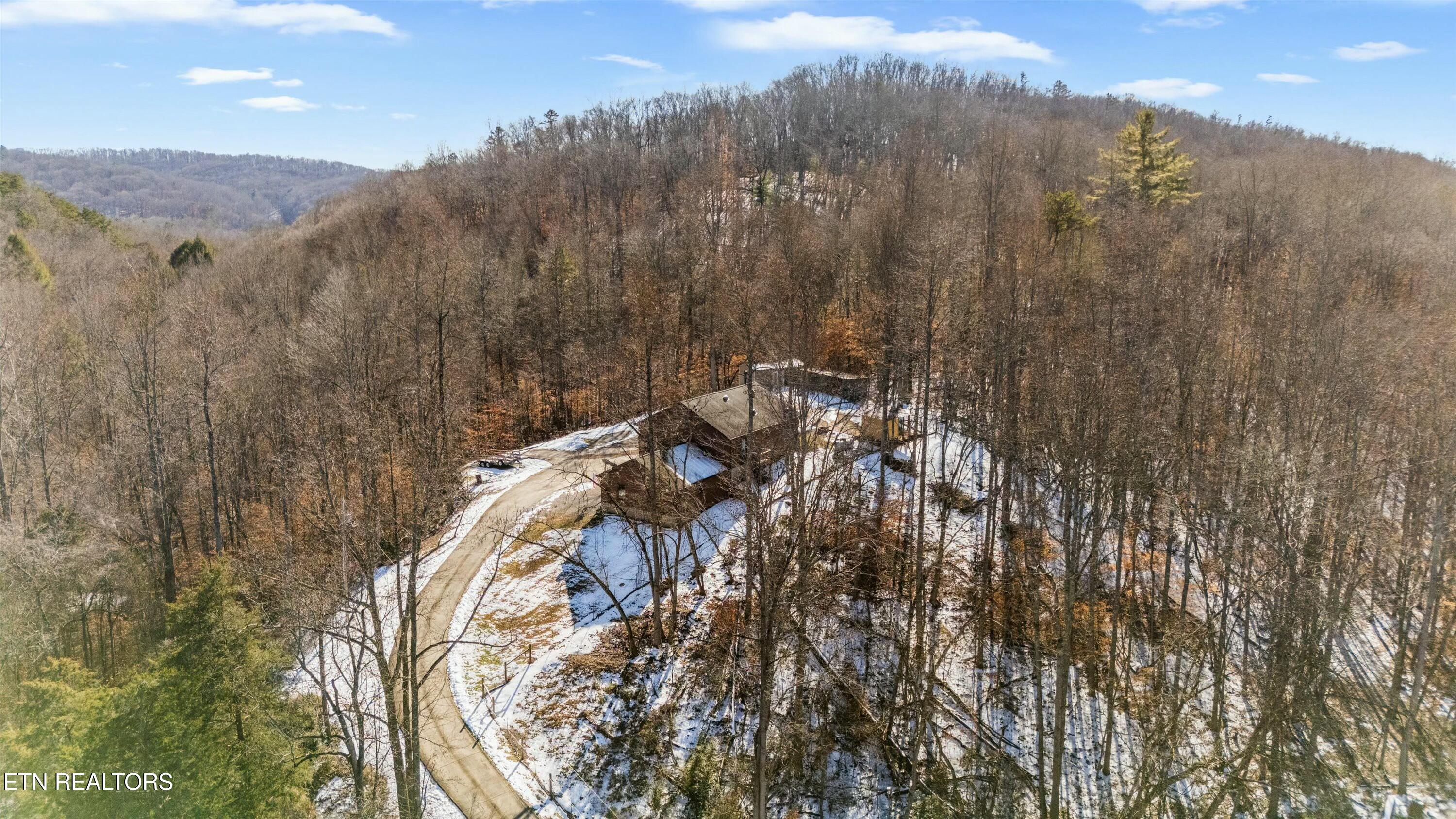 320 Poland Hollow Road Harriman TN 37748