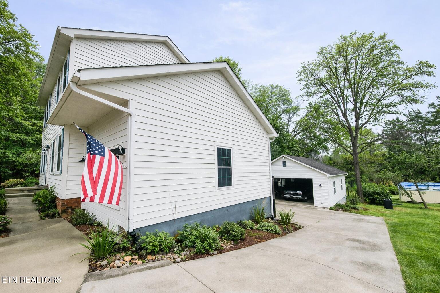 408 E Mountain View Road Corryton TN 37721