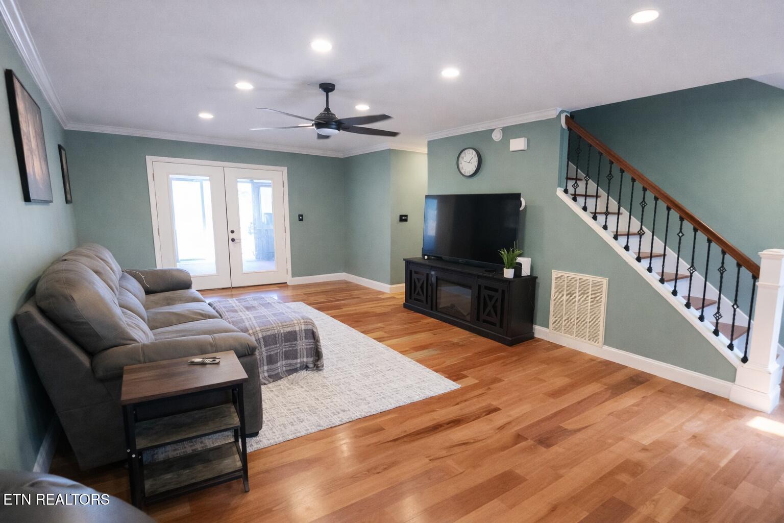 408 E Mountain View Road Corryton TN 37721