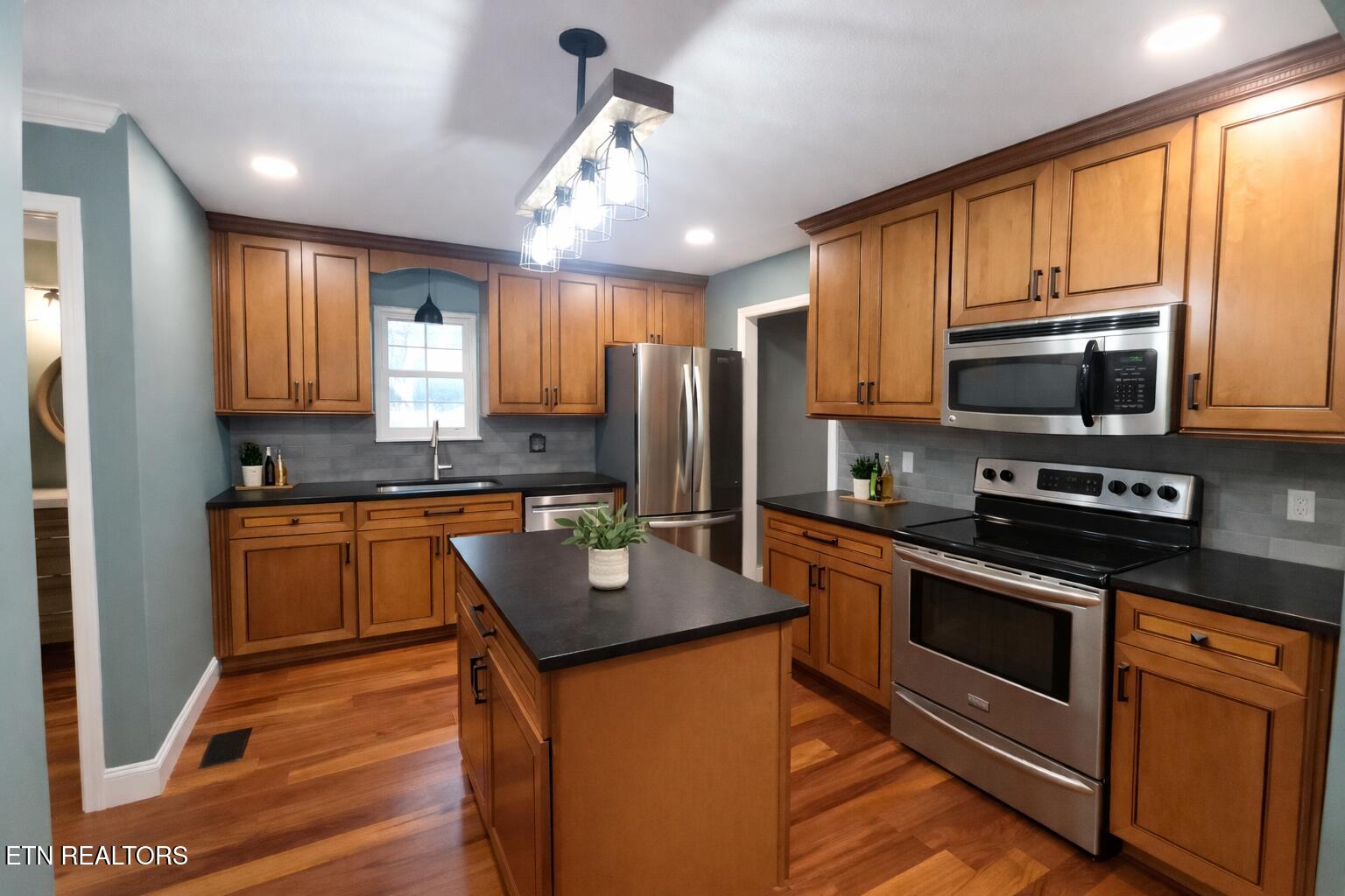 408 E Mountain View Road Corryton TN 37721