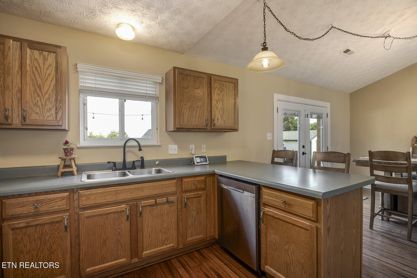 8409 Gardenside Lane Powell TN 37849