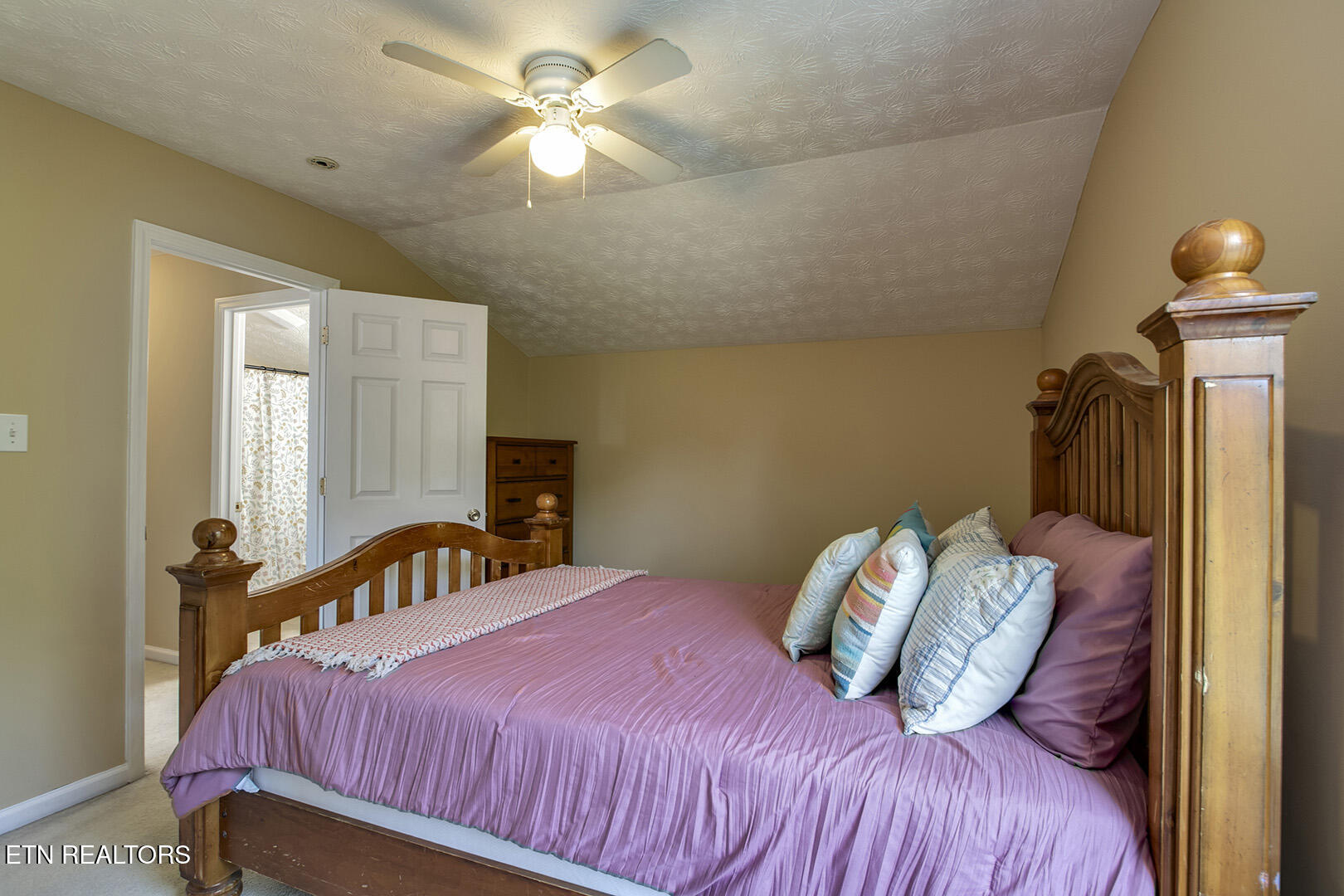 8409 Gardenside Lane Powell TN 37849