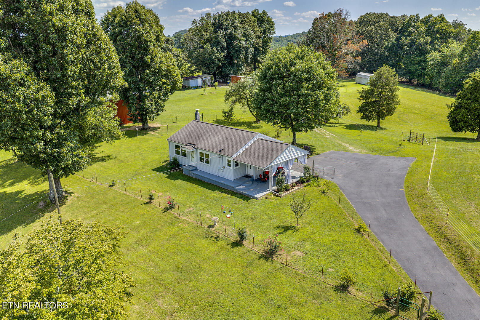 747 E Evans Street Rockwood TN 37854