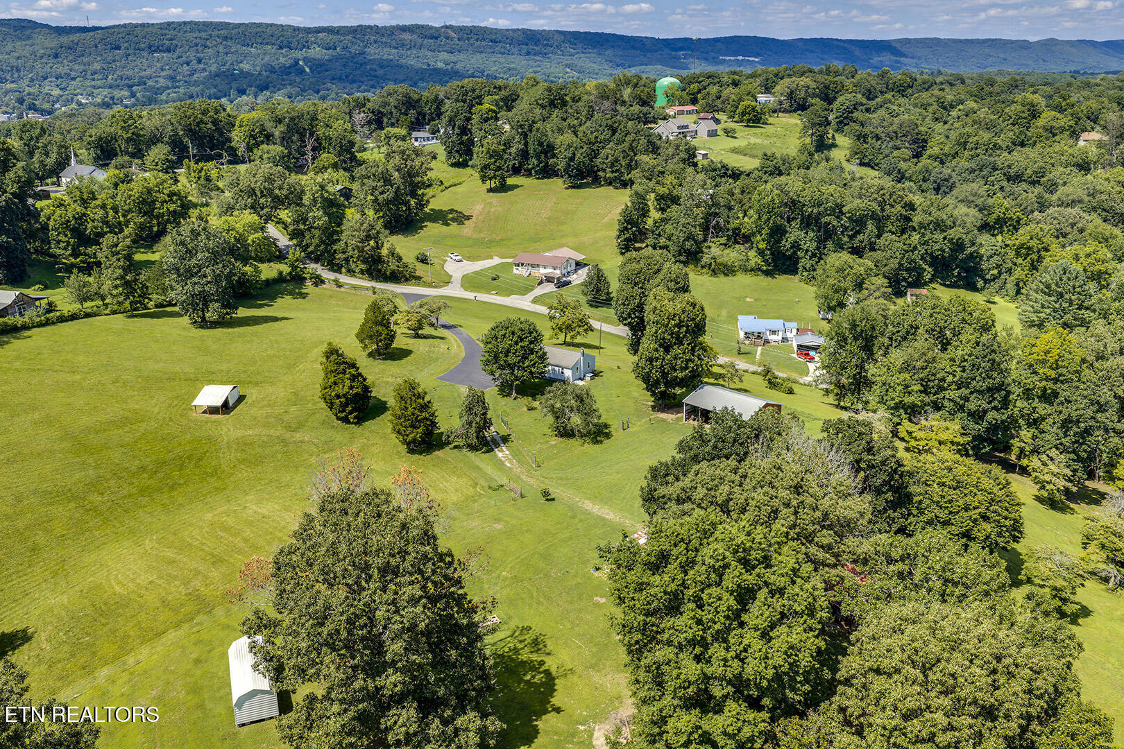 747 E Evans Street Rockwood TN 37854