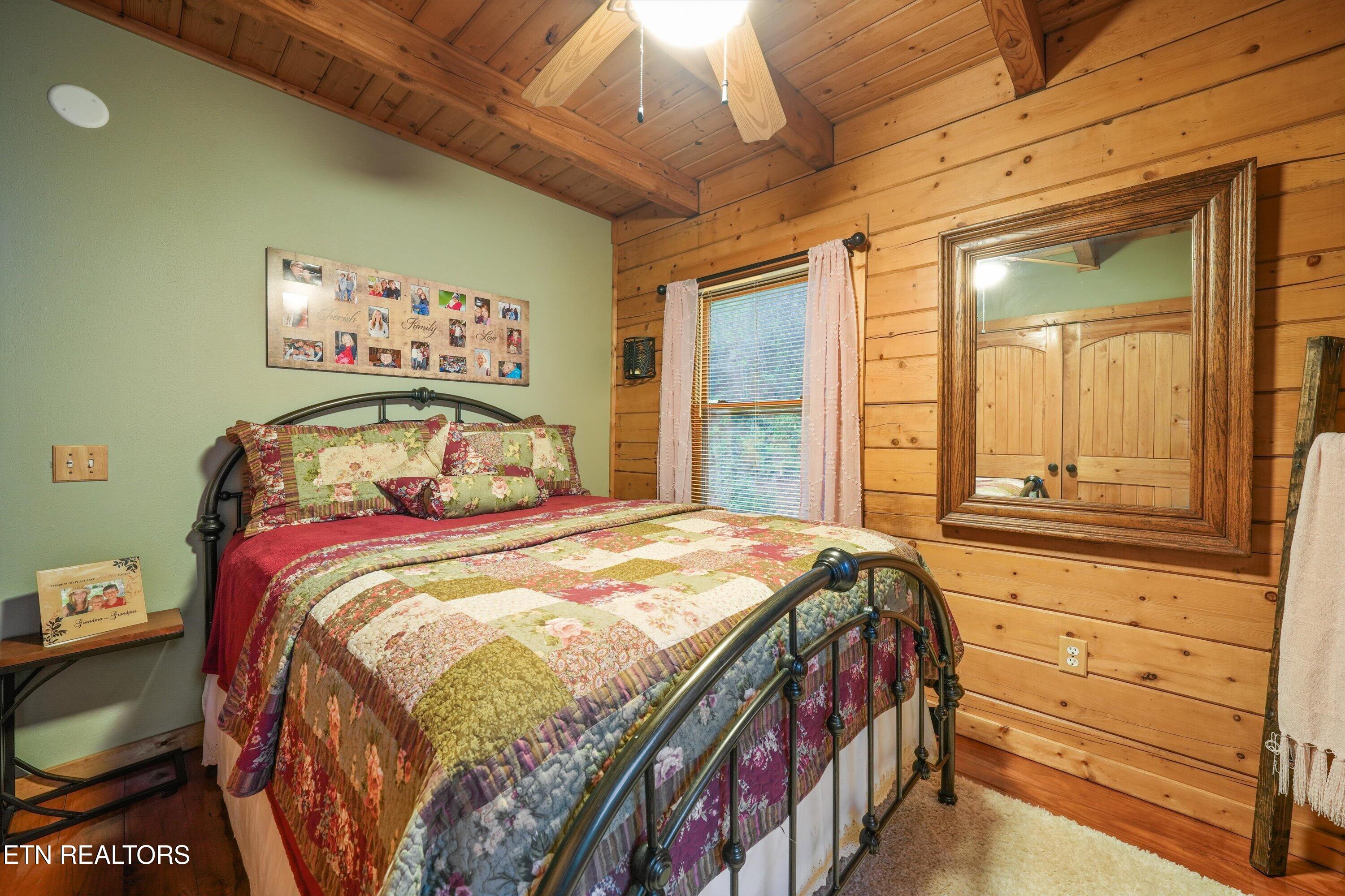 176 Hummingbird Lane Sharps Chapel TN 37866
