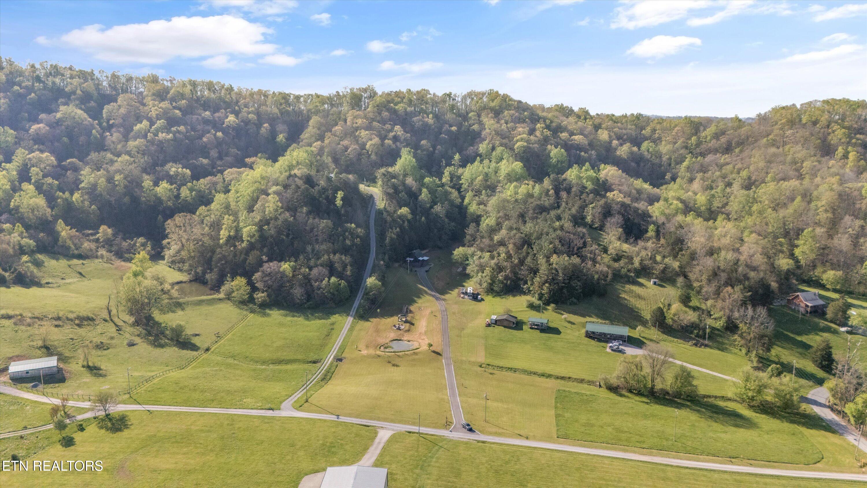 176 Hummingbird Lane Sharps Chapel TN 37866