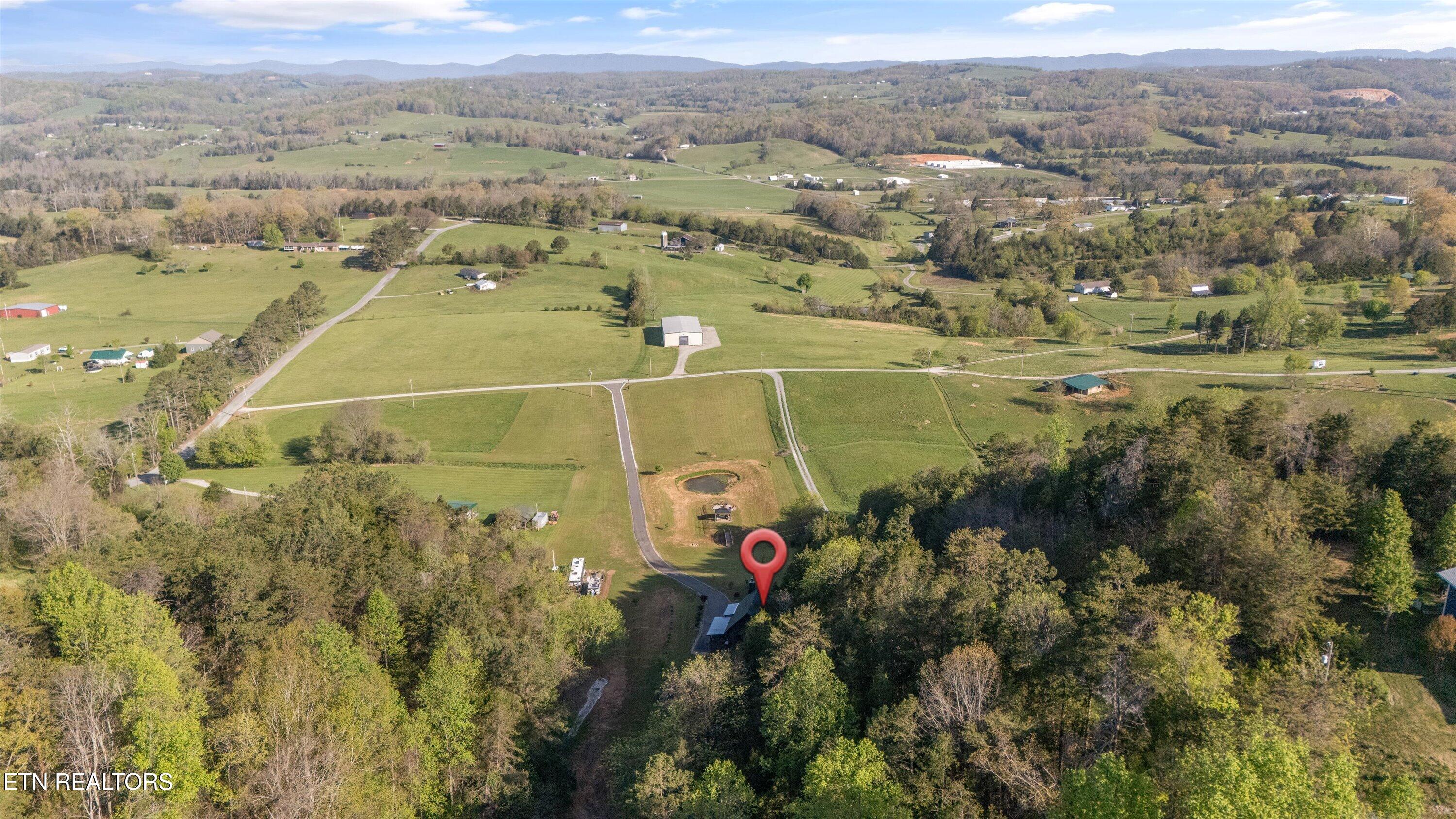 176 Hummingbird Lane Sharps Chapel TN 37866
