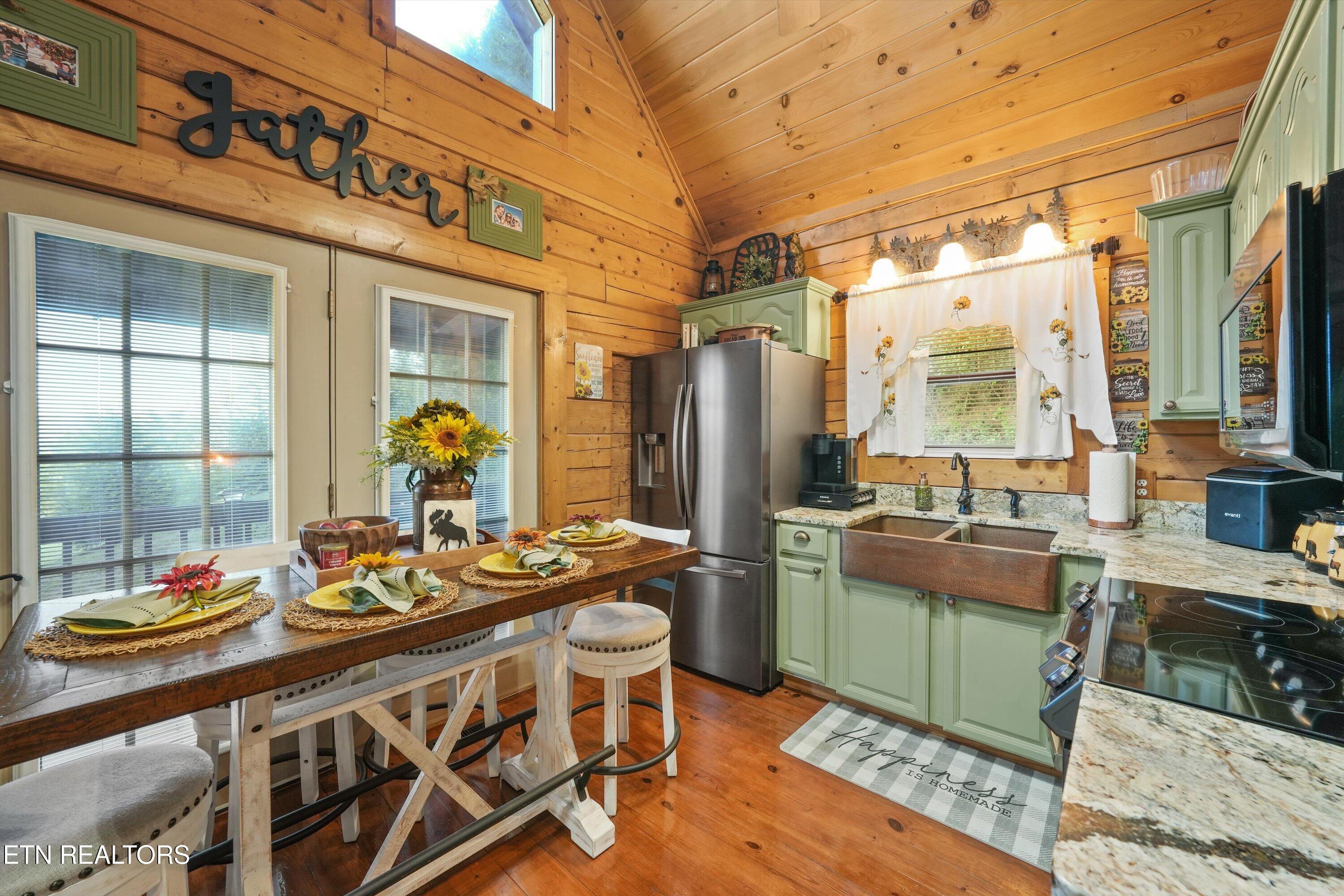 176 Hummingbird Lane Sharps Chapel TN 37866