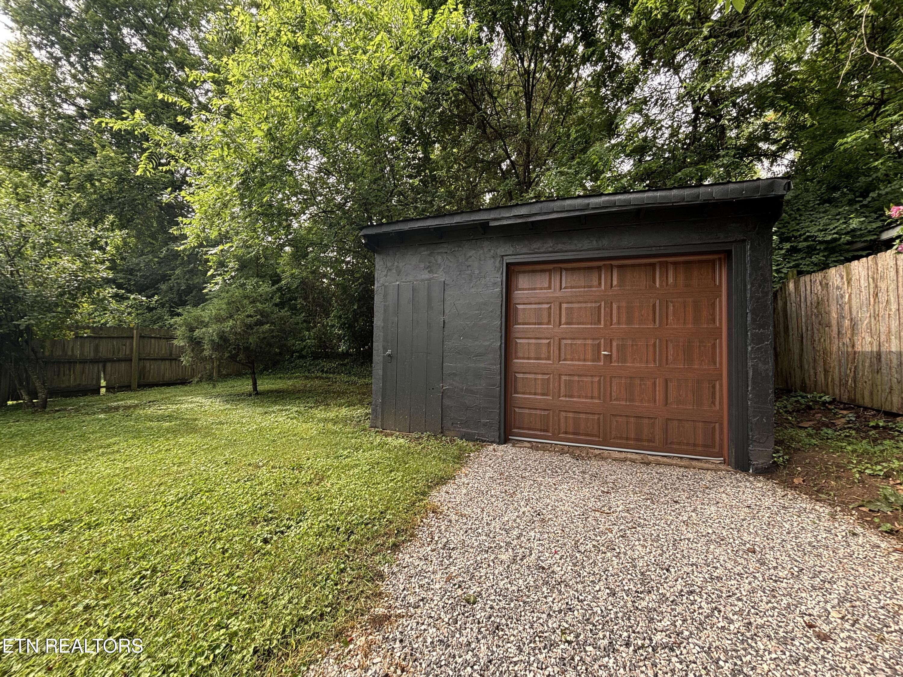 1724 Minnis Avenue Knoxville TN 37920