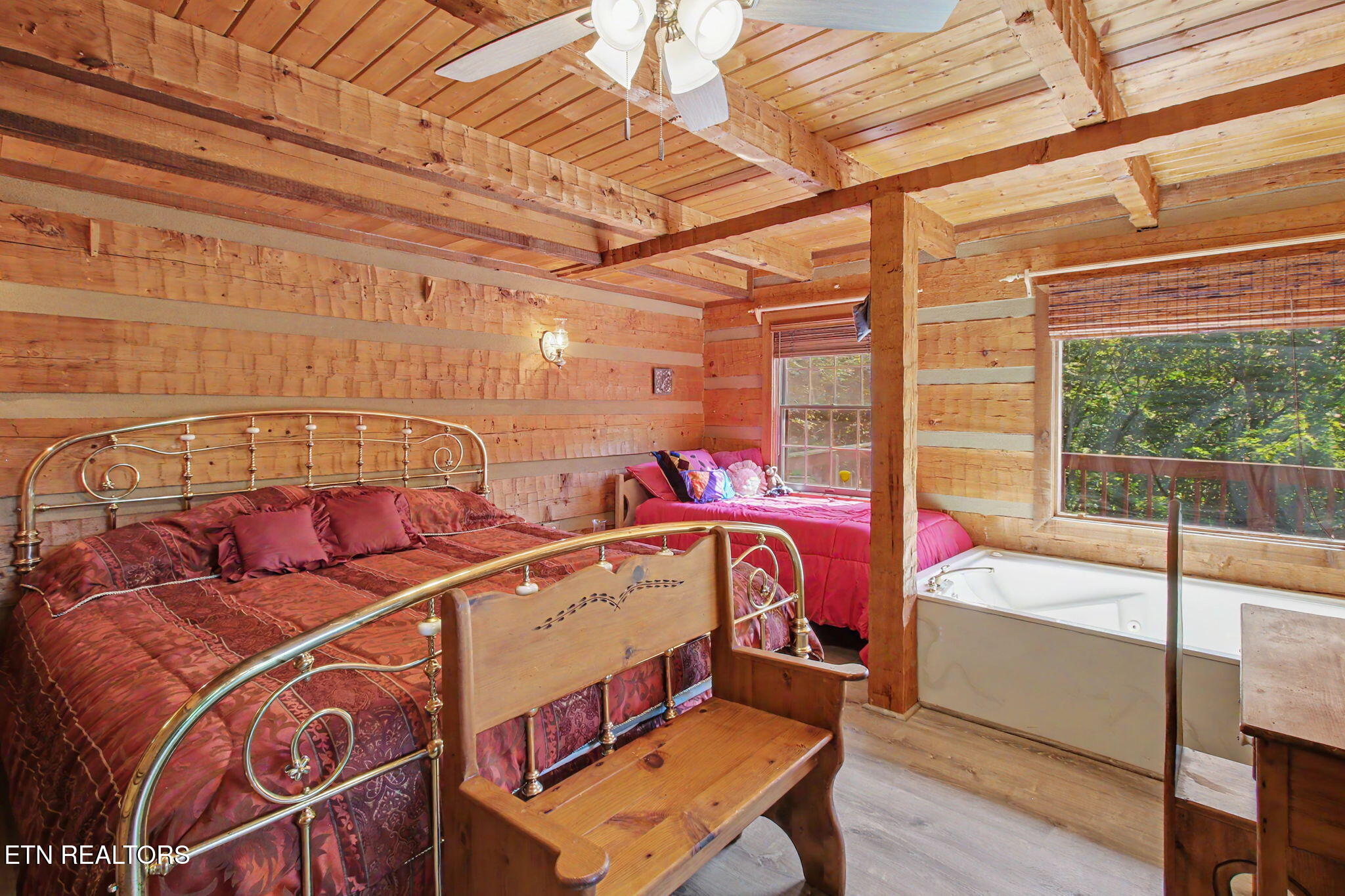 218 Freedom Lane Gatlinburg TN 37738