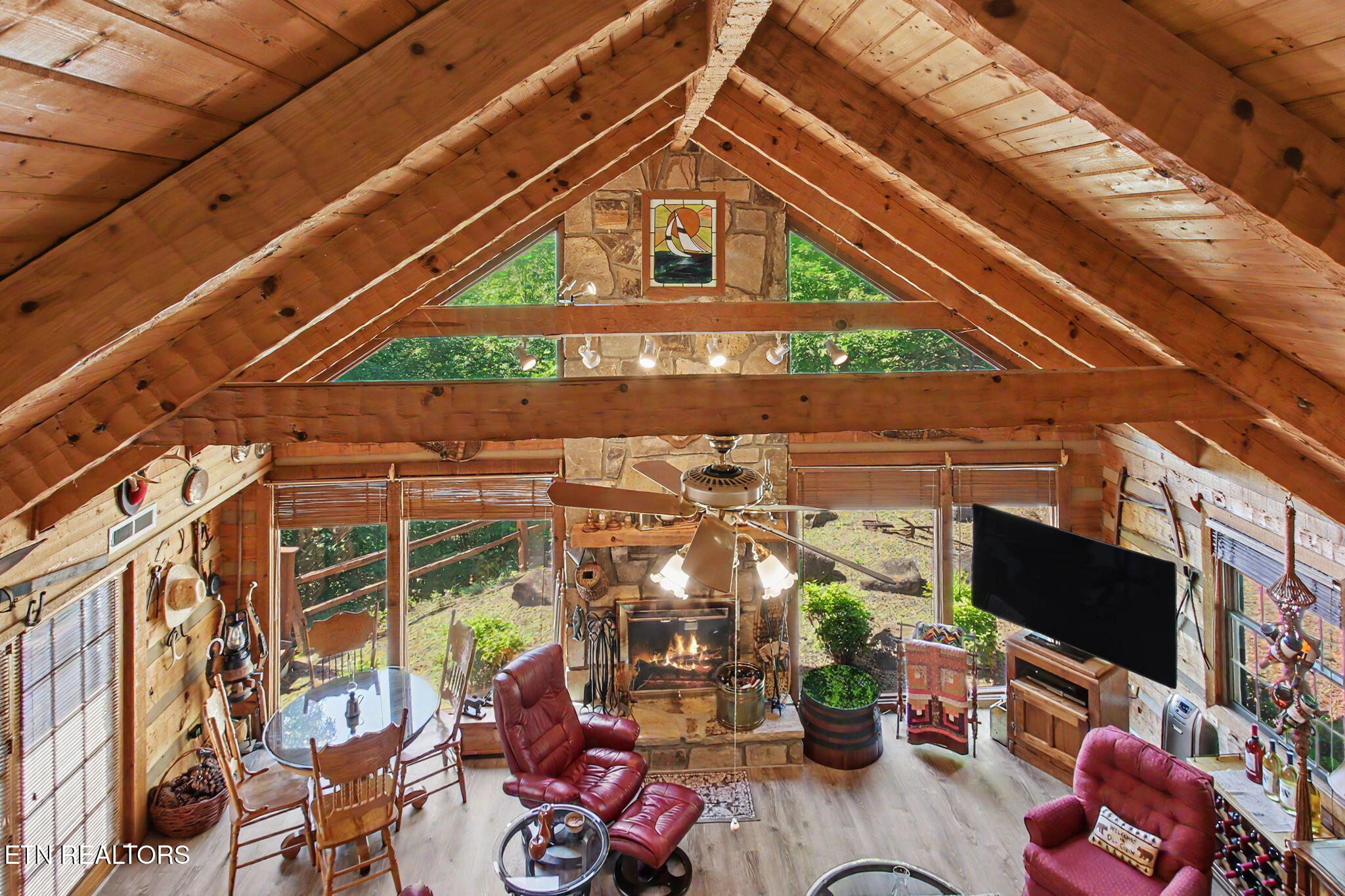 218 Freedom Lane Gatlinburg TN 37738