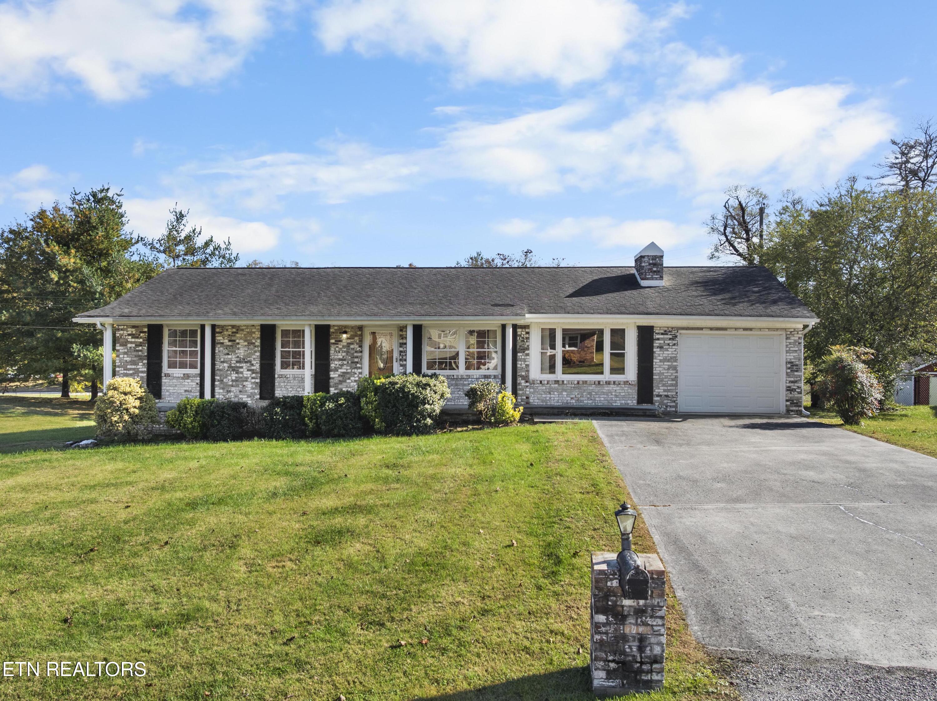 115 E Morningside Park Lafollette TN 37766