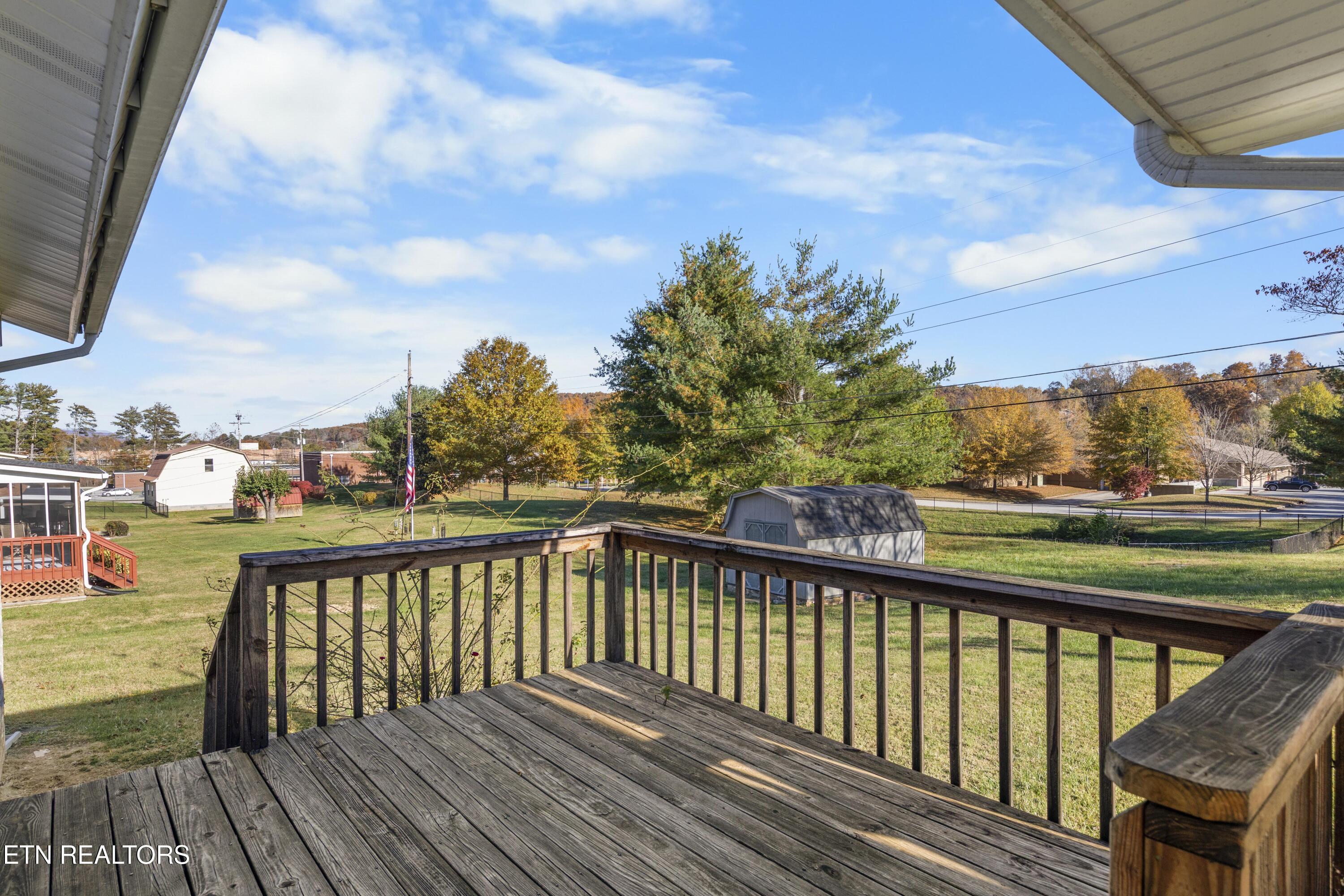 115 E Morningside Park Lafollette TN 37766