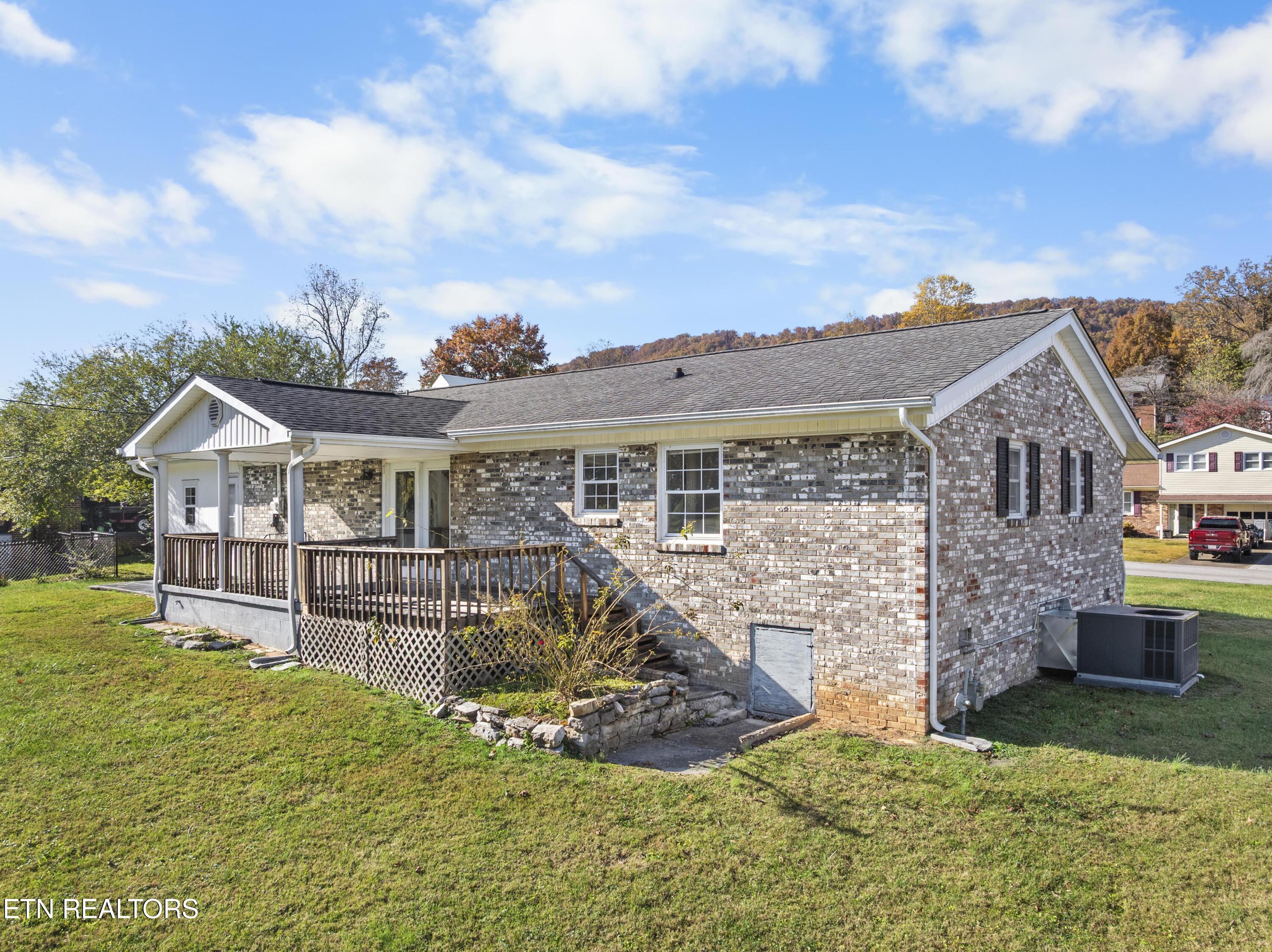 115 E Morningside Park Lafollette TN 37766