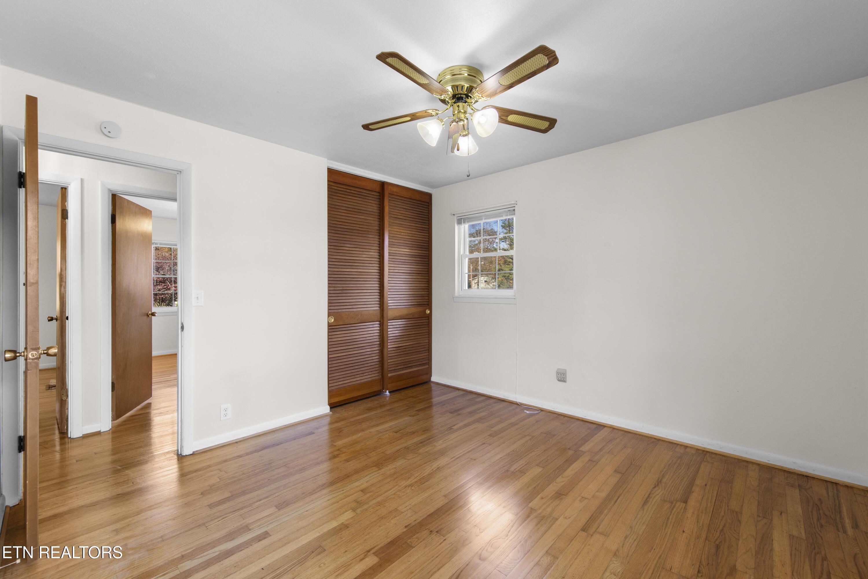 115 E Morningside Park Lafollette TN 37766