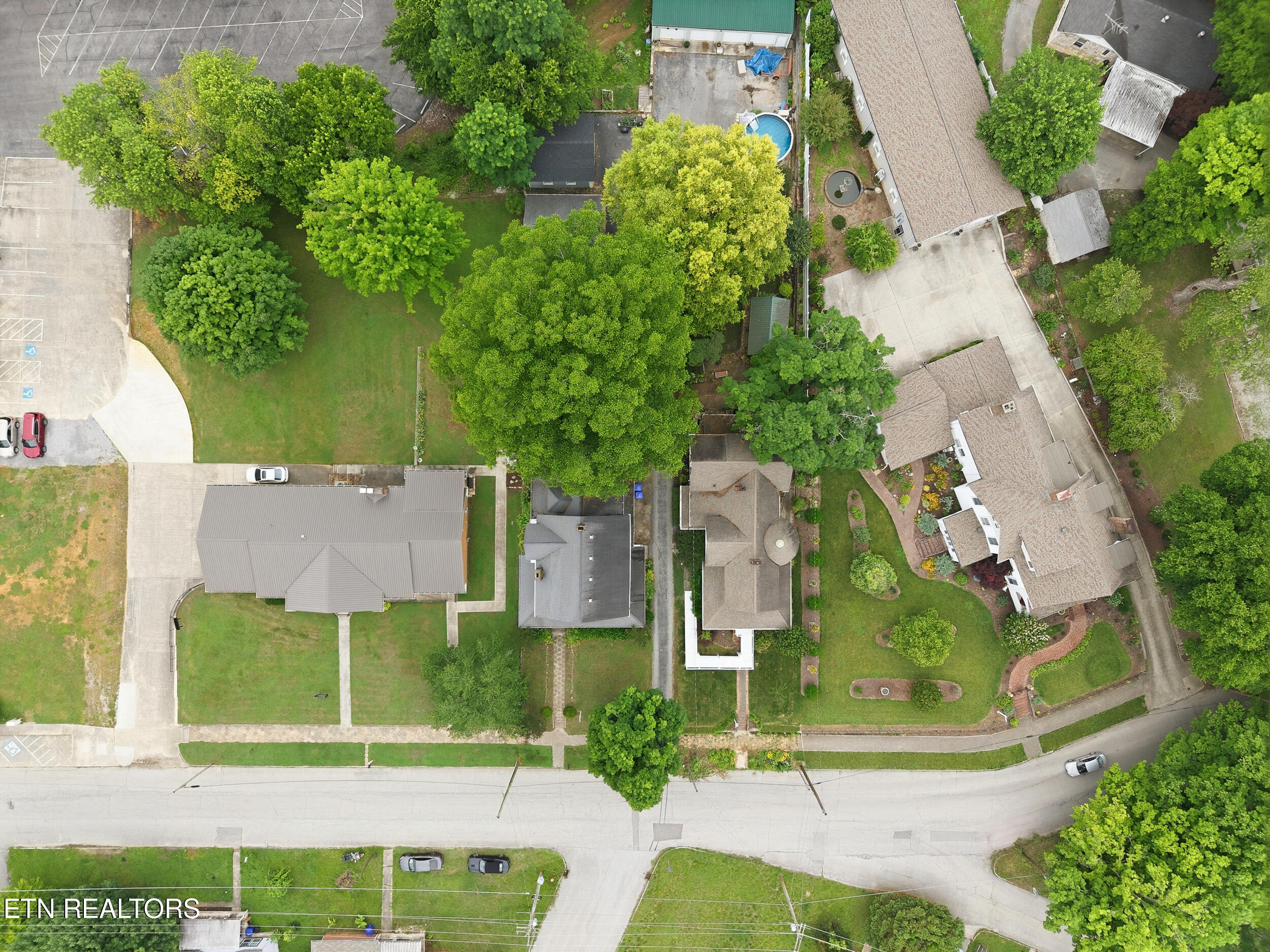 561 Margrave Drive Harriman TN 37748