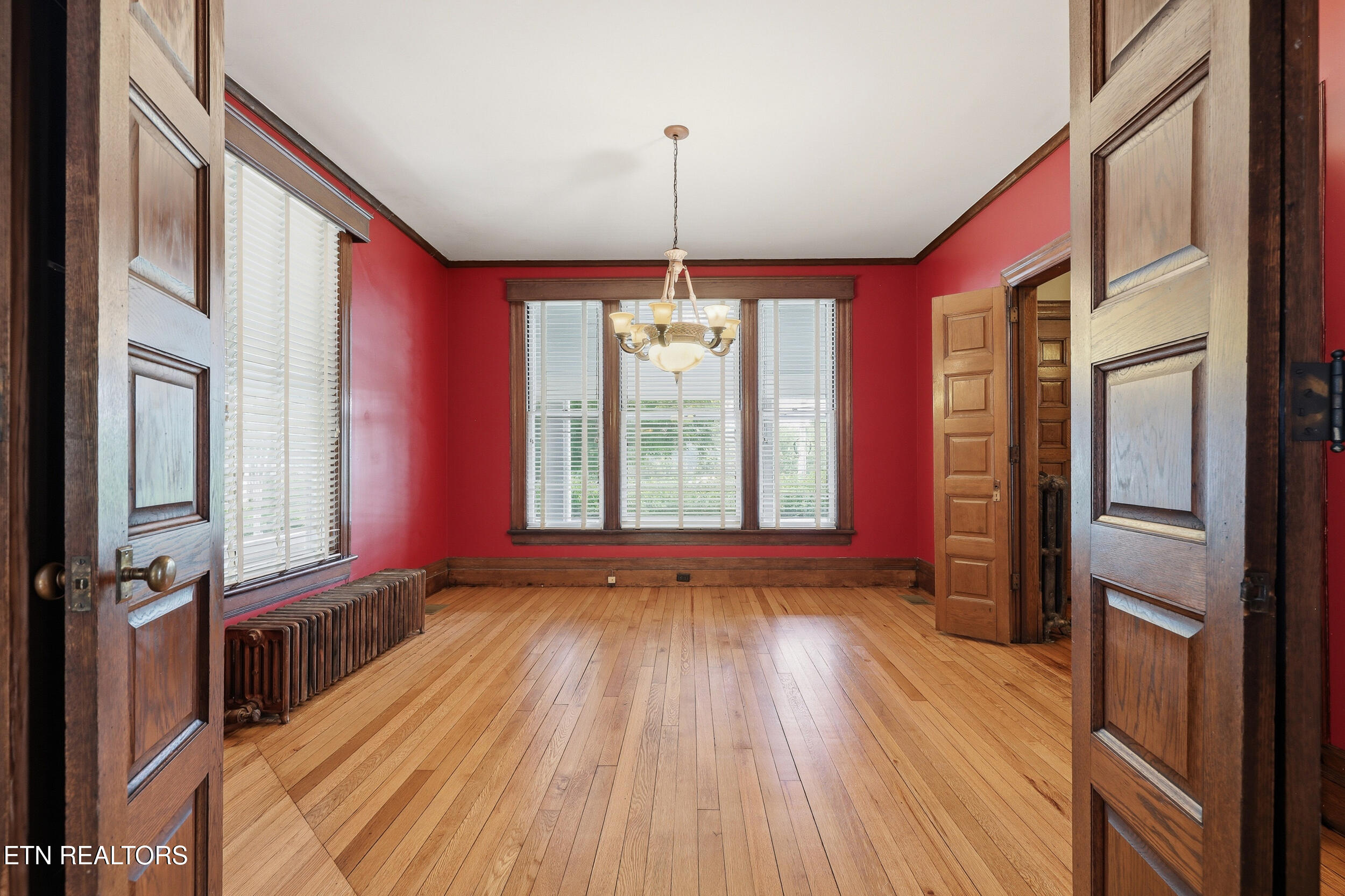 561 Margrave Drive Harriman TN 37748
