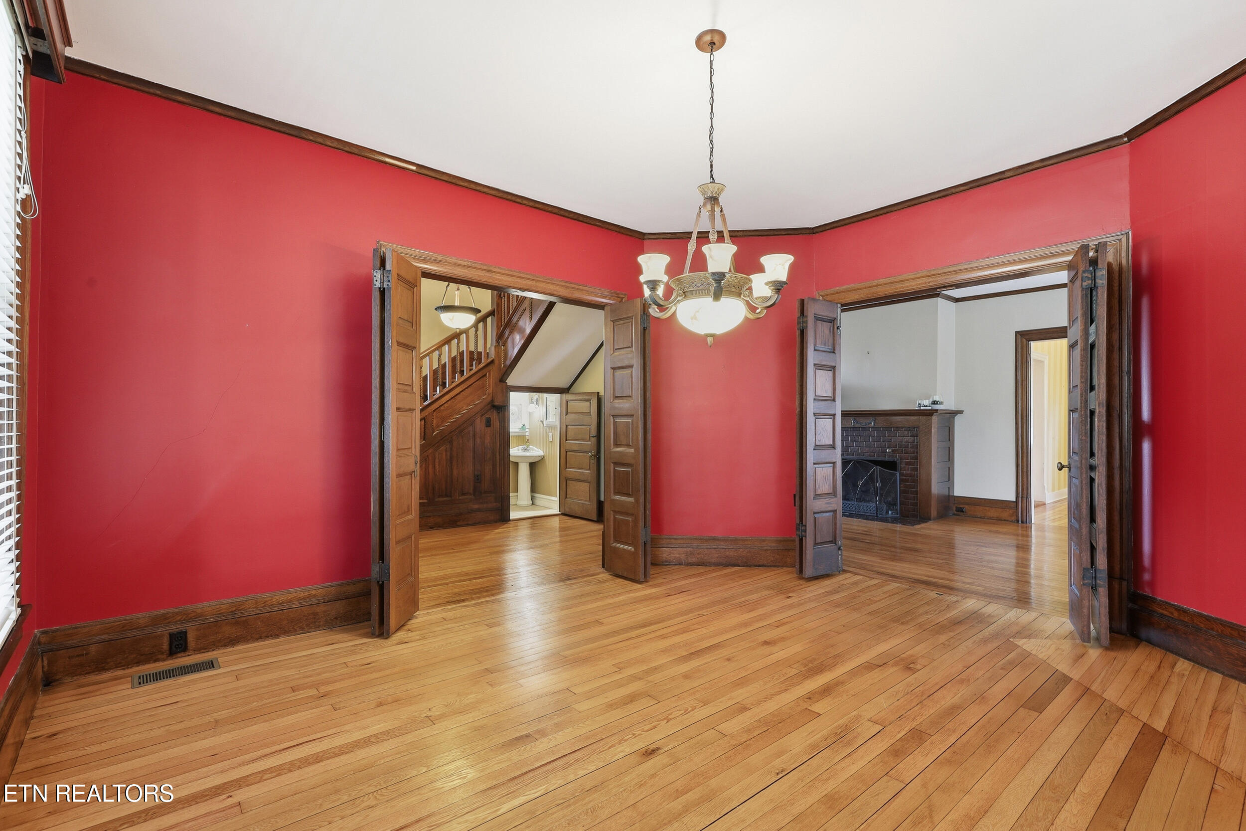 561 Margrave Drive Harriman TN 37748