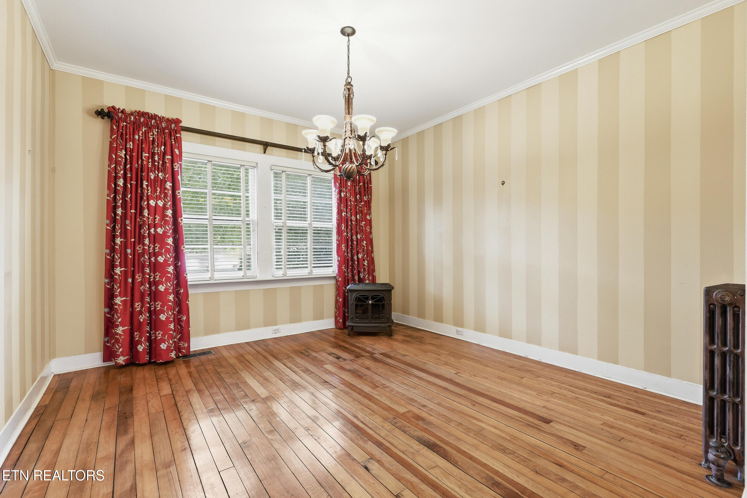 561 Margrave Drive Harriman TN 37748