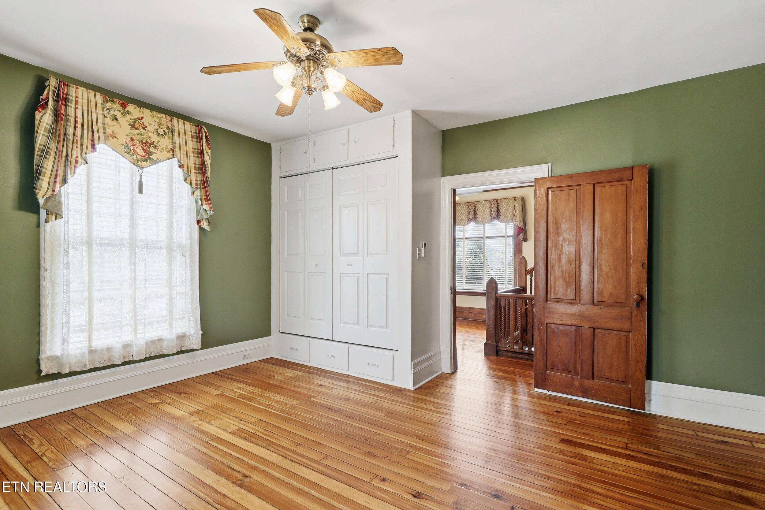 561 Margrave Drive Harriman TN 37748