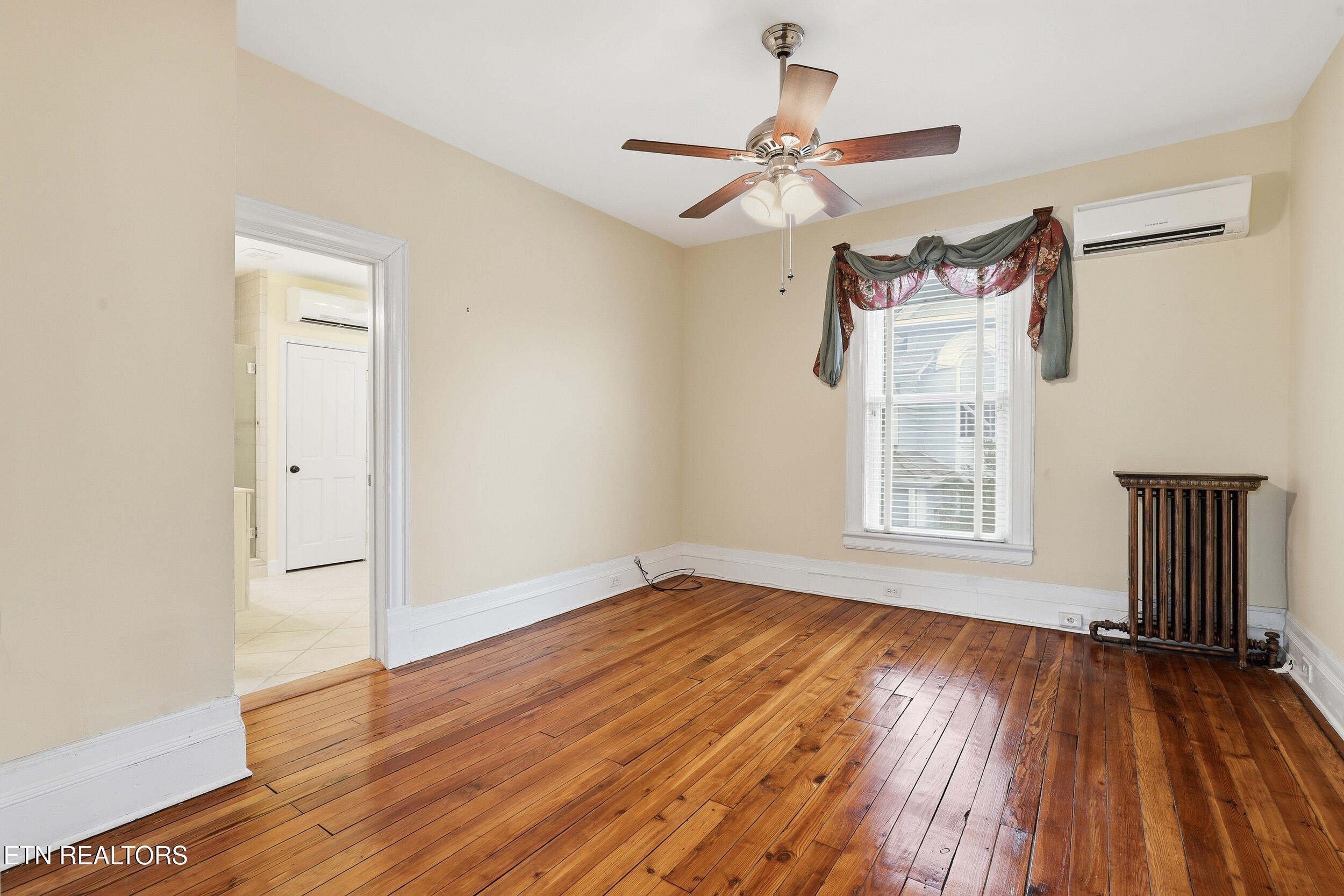 561 Margrave Drive Harriman TN 37748