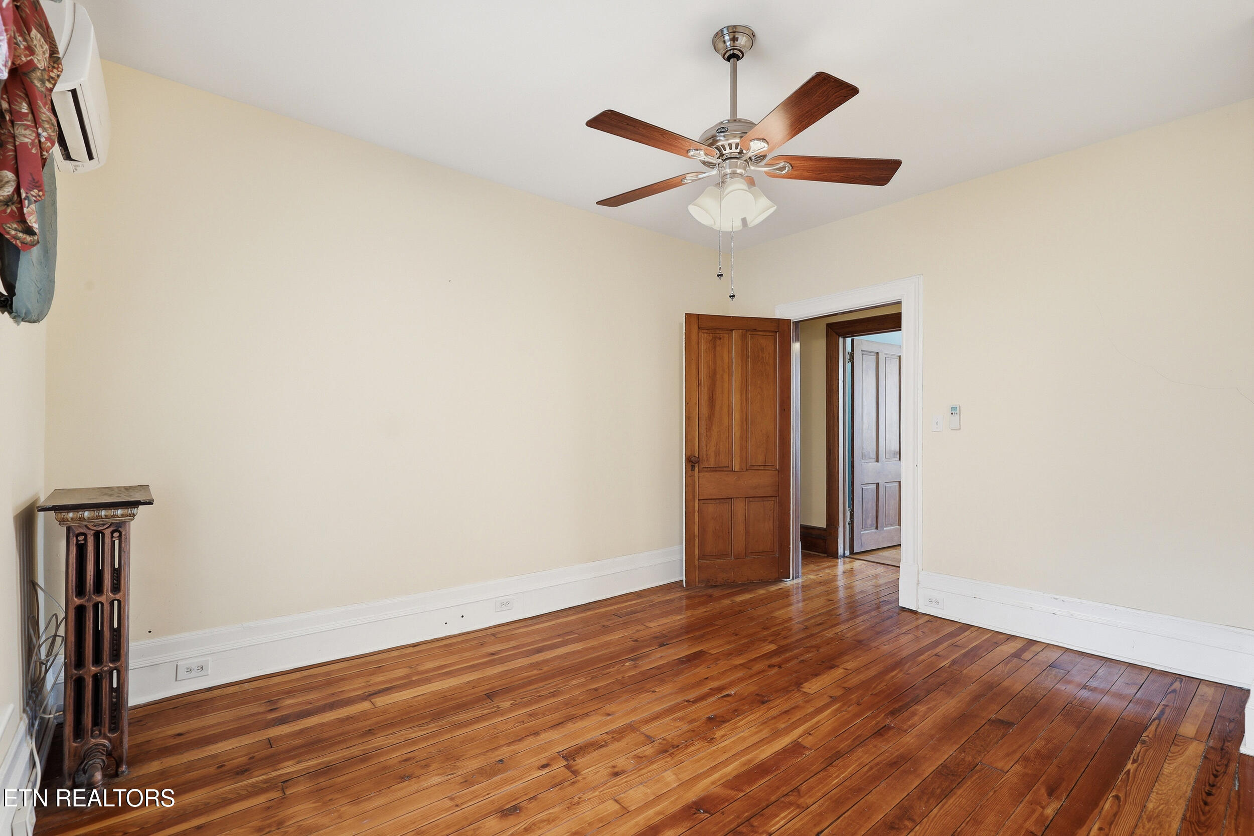 561 Margrave Drive Harriman TN 37748