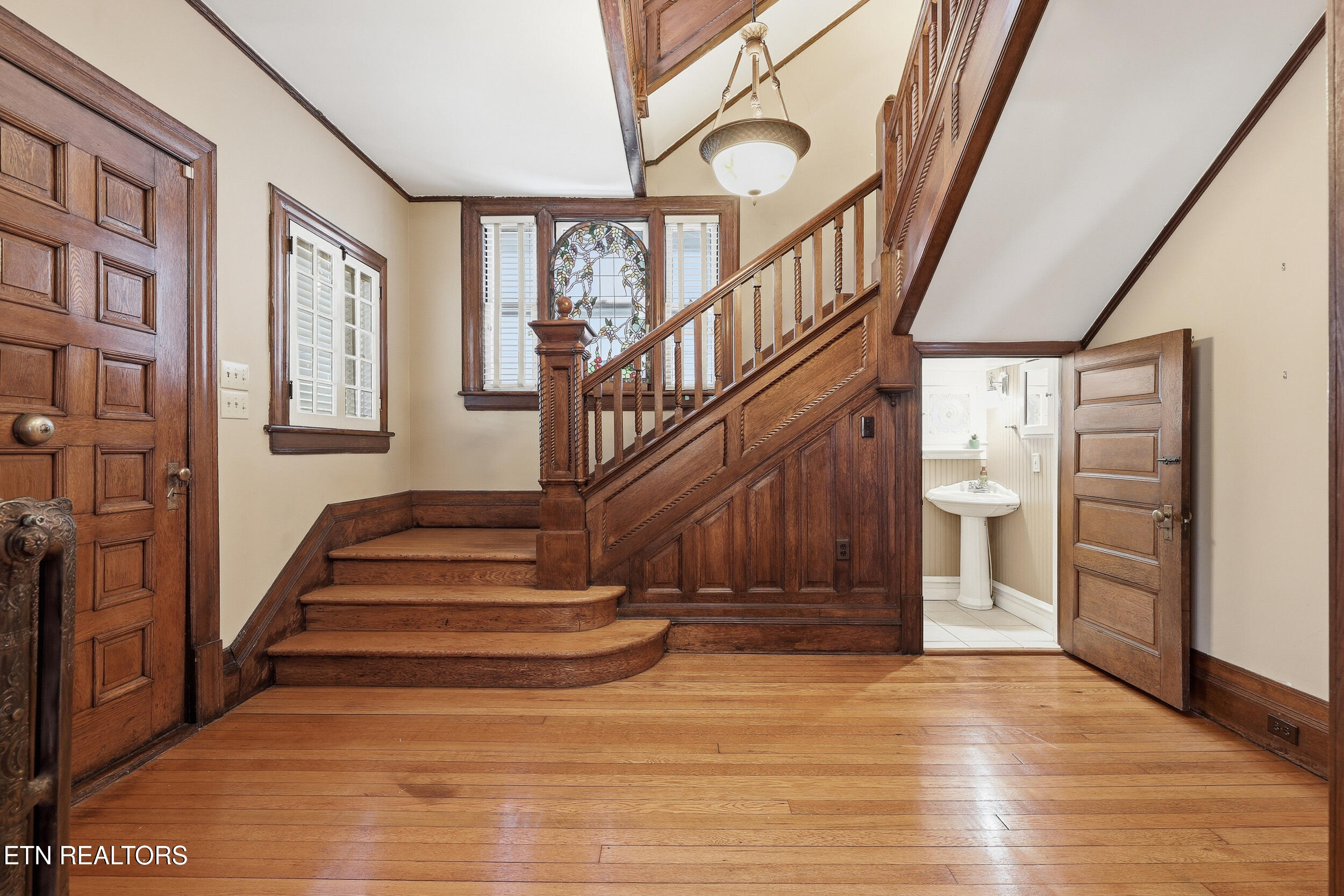 561 Margrave Drive Harriman TN 37748