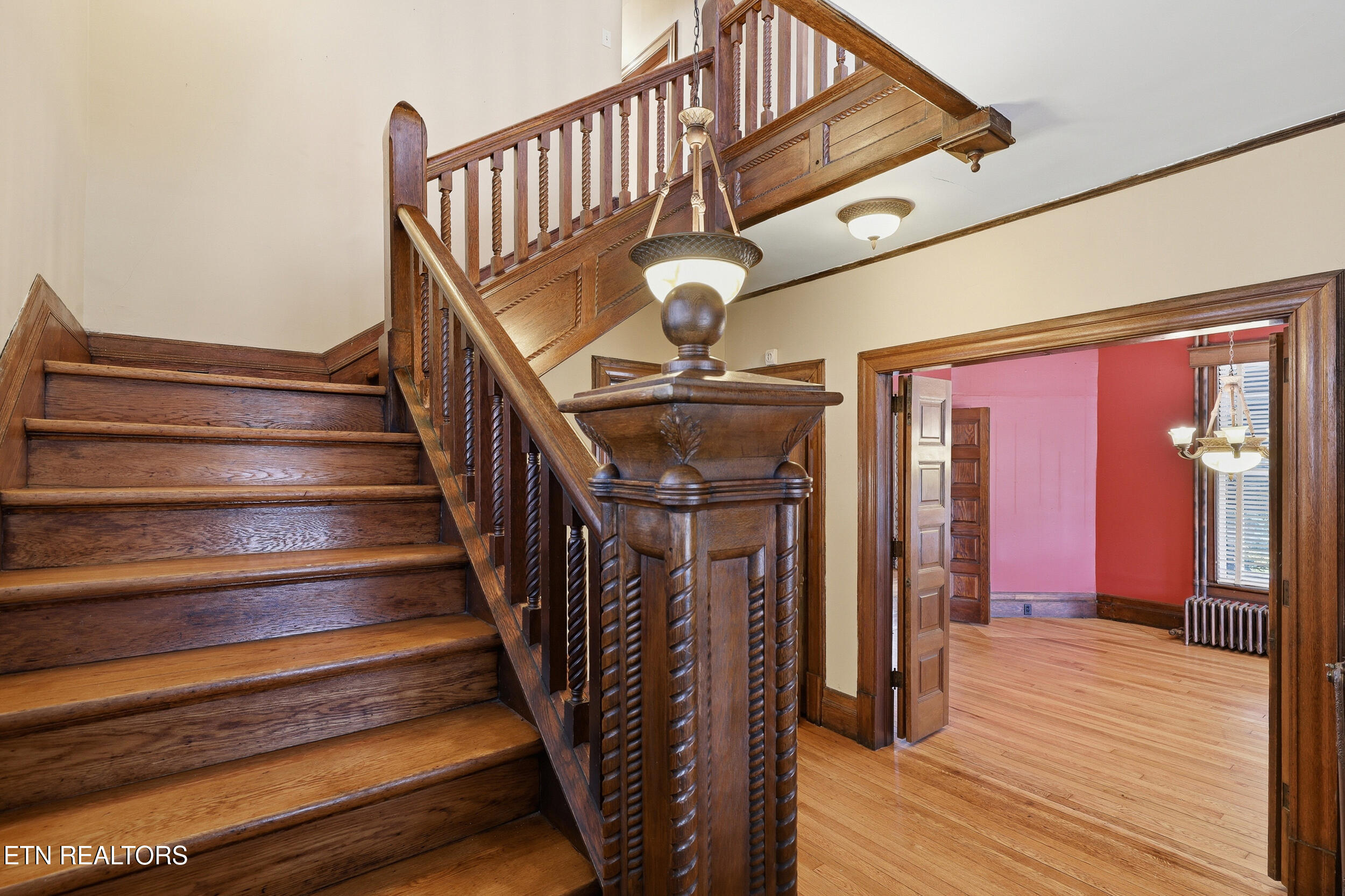 561 Margrave Drive Harriman TN 37748