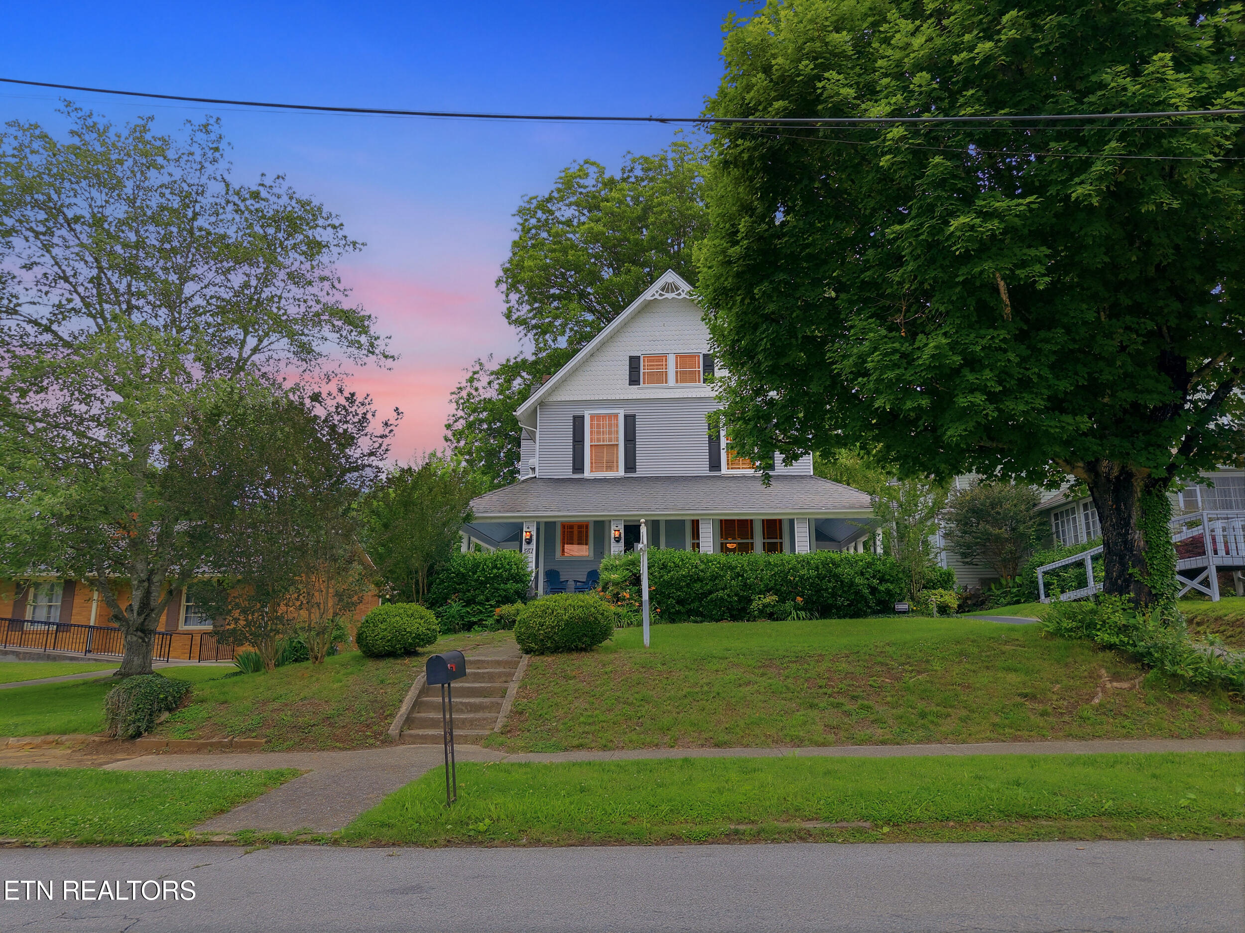 561 Margrave Drive Harriman TN 37748