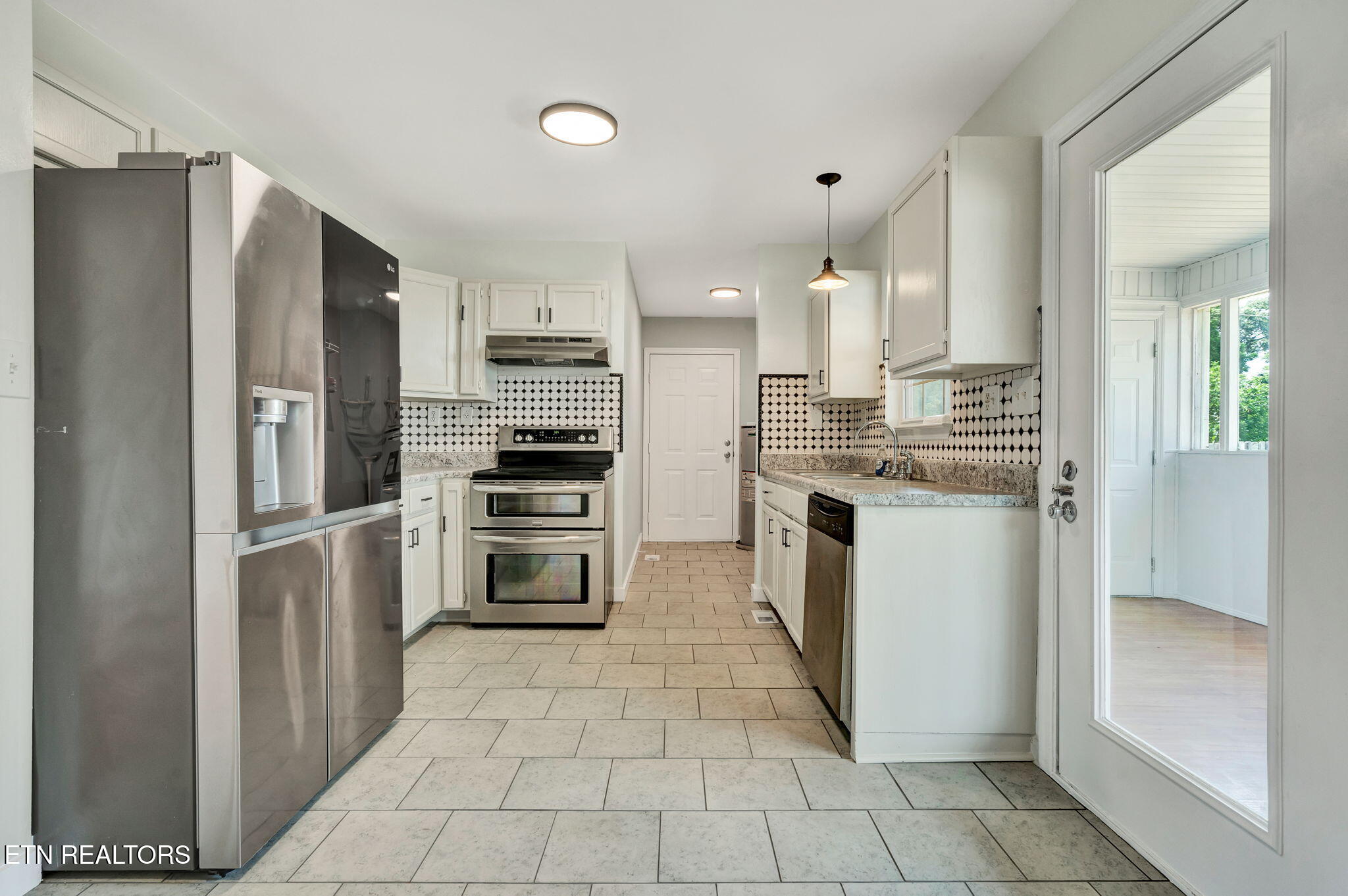 2725 Apple Orchard Drive Cleveland TN 37312