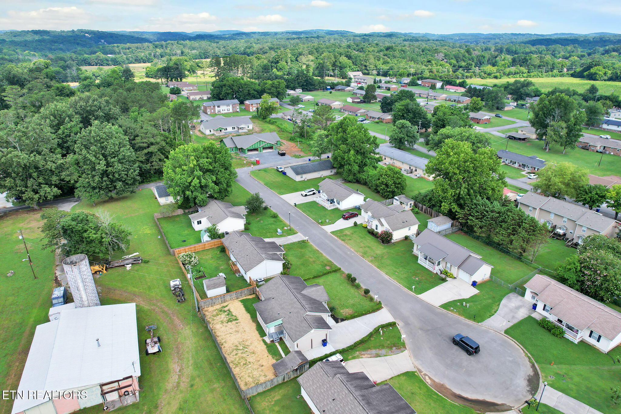 2725 Apple Orchard Drive Cleveland TN 37312