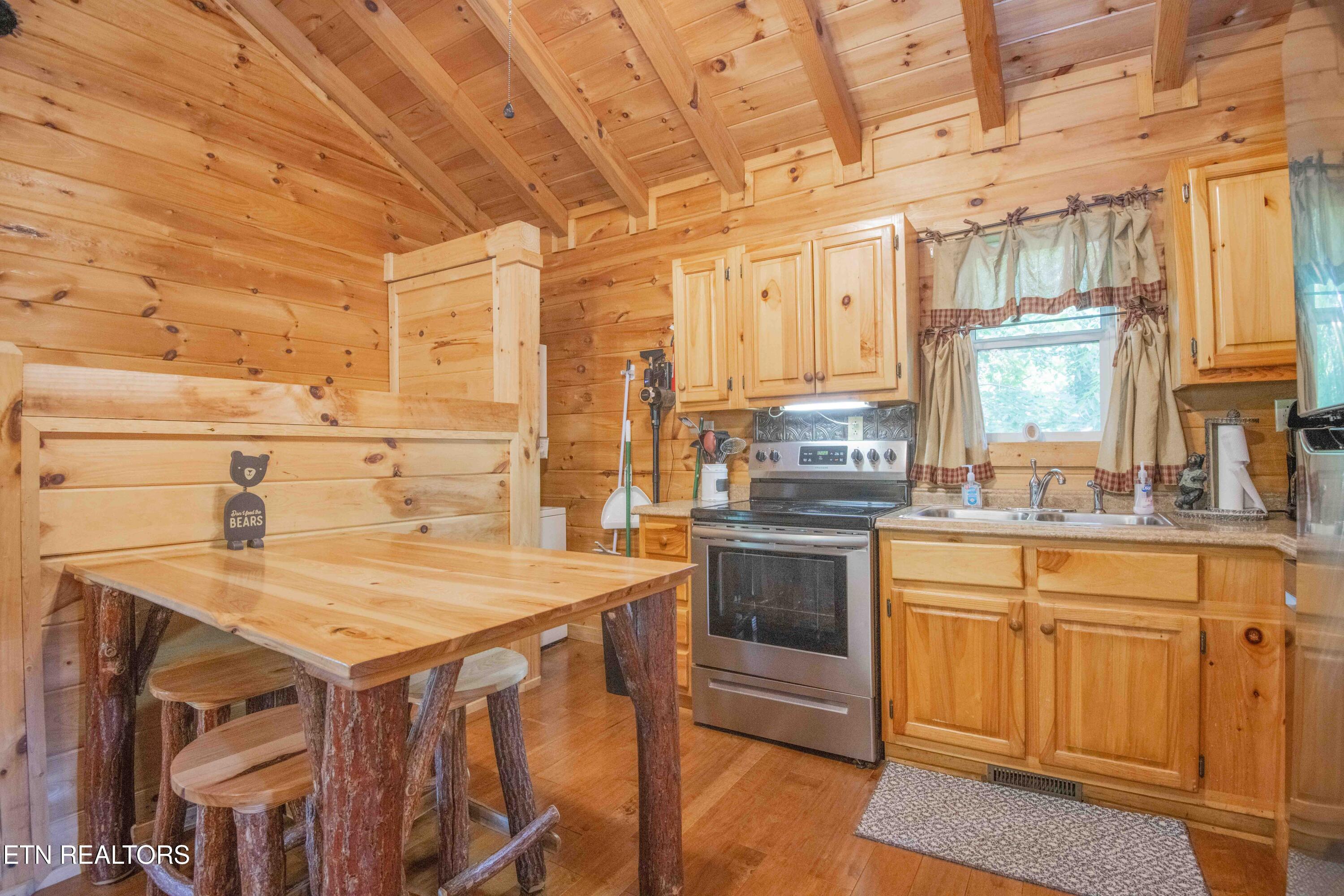 1615 Paradise Ridge Drive Sevierville TN 37862