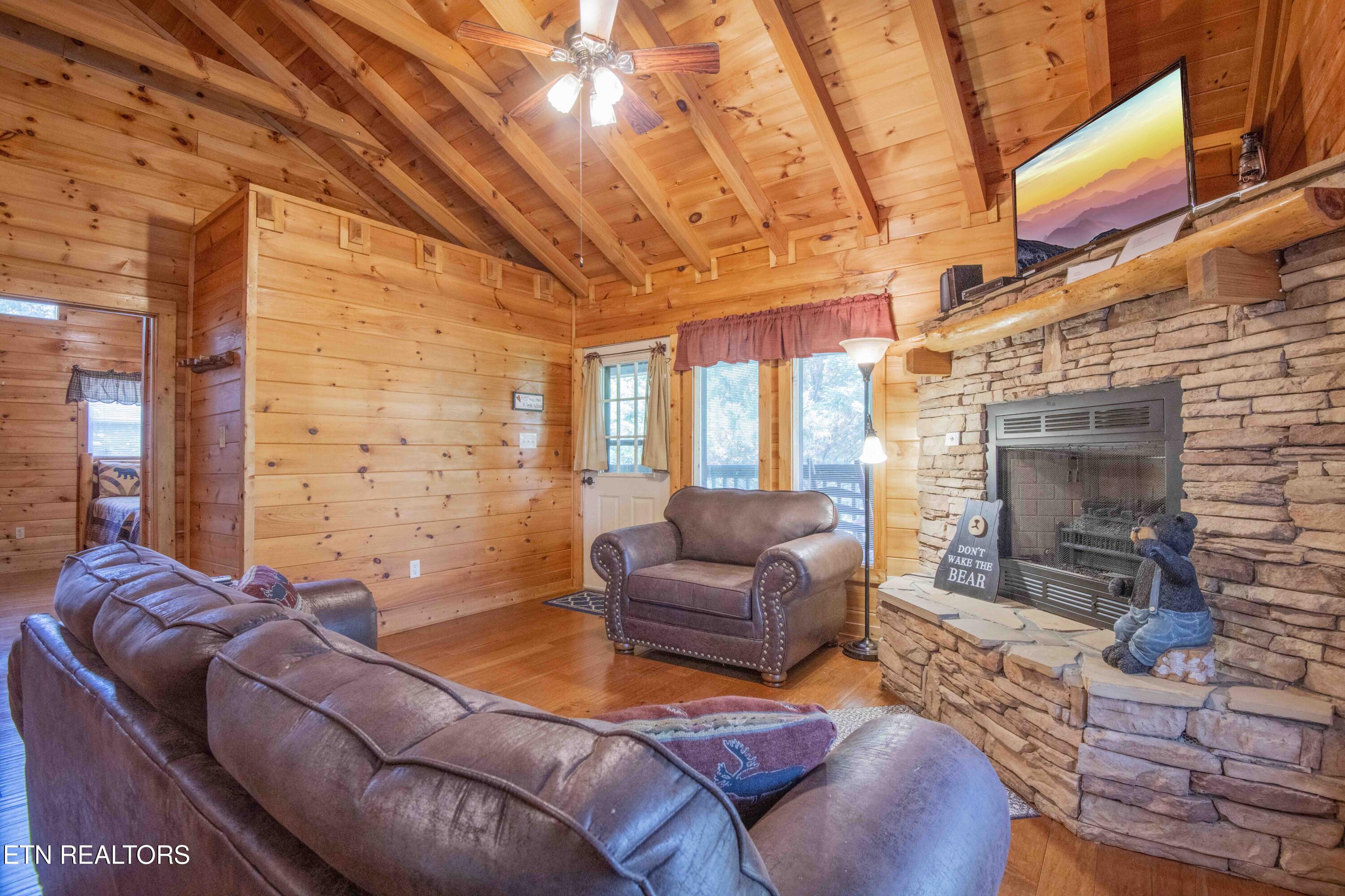 1615 Paradise Ridge Drive Sevierville TN 37862