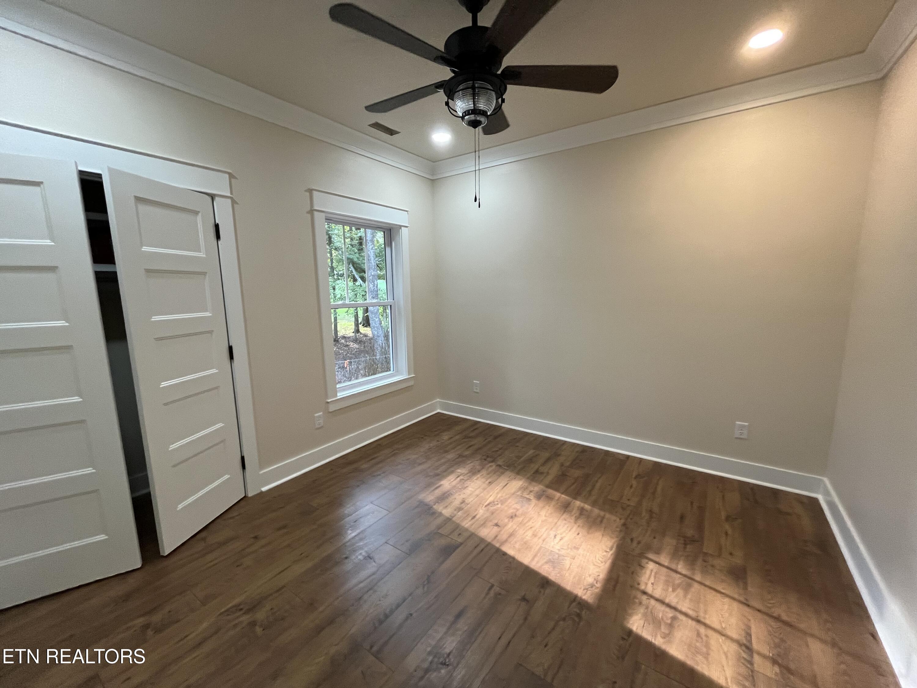 414 Beachwood Drive Crossville TN 38558