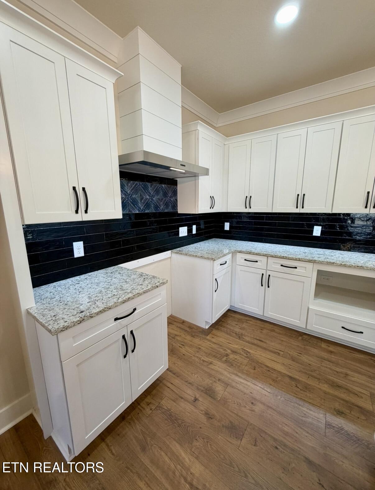 414 Beachwood Drive Crossville TN 38558