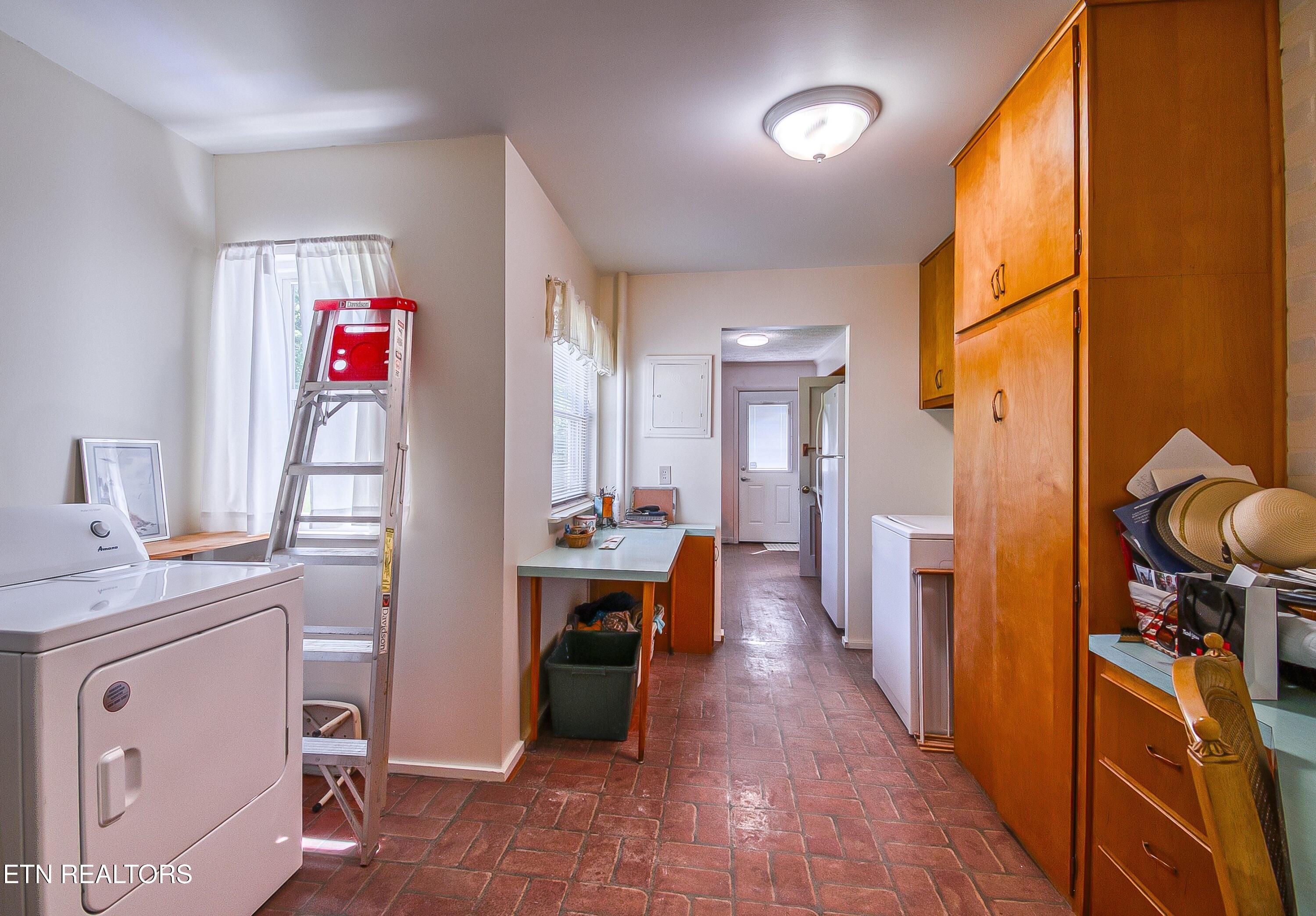 107 Nixon Road Oak Ridge TN 37830