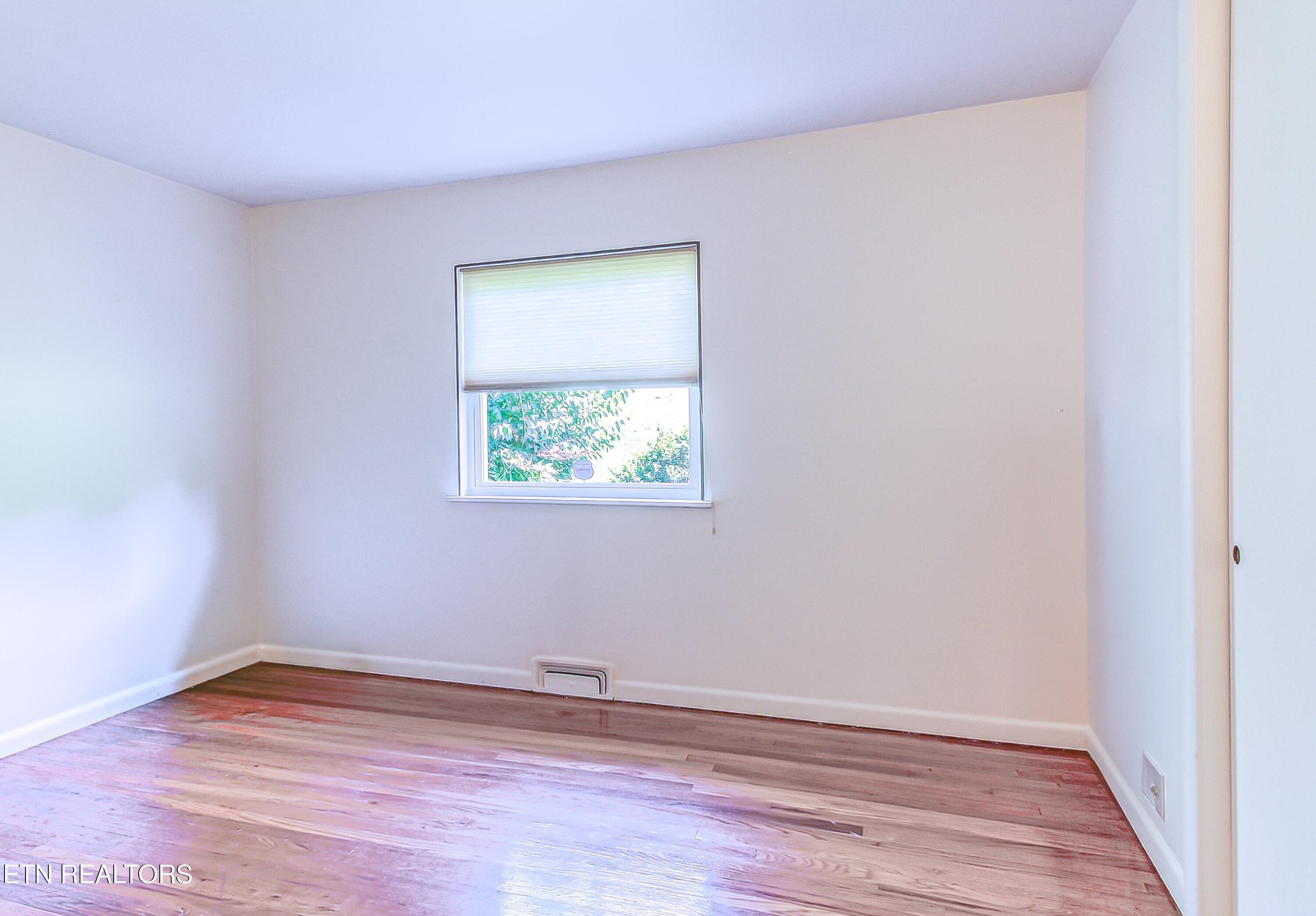 107 Nixon Road Oak Ridge TN 37830