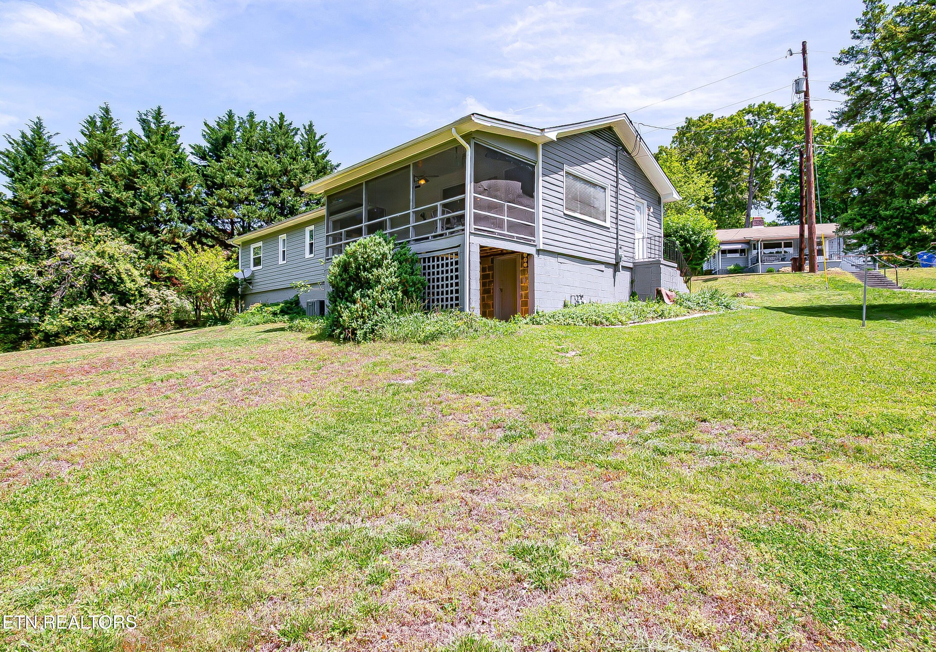 107 Nixon Road Oak Ridge TN 37830