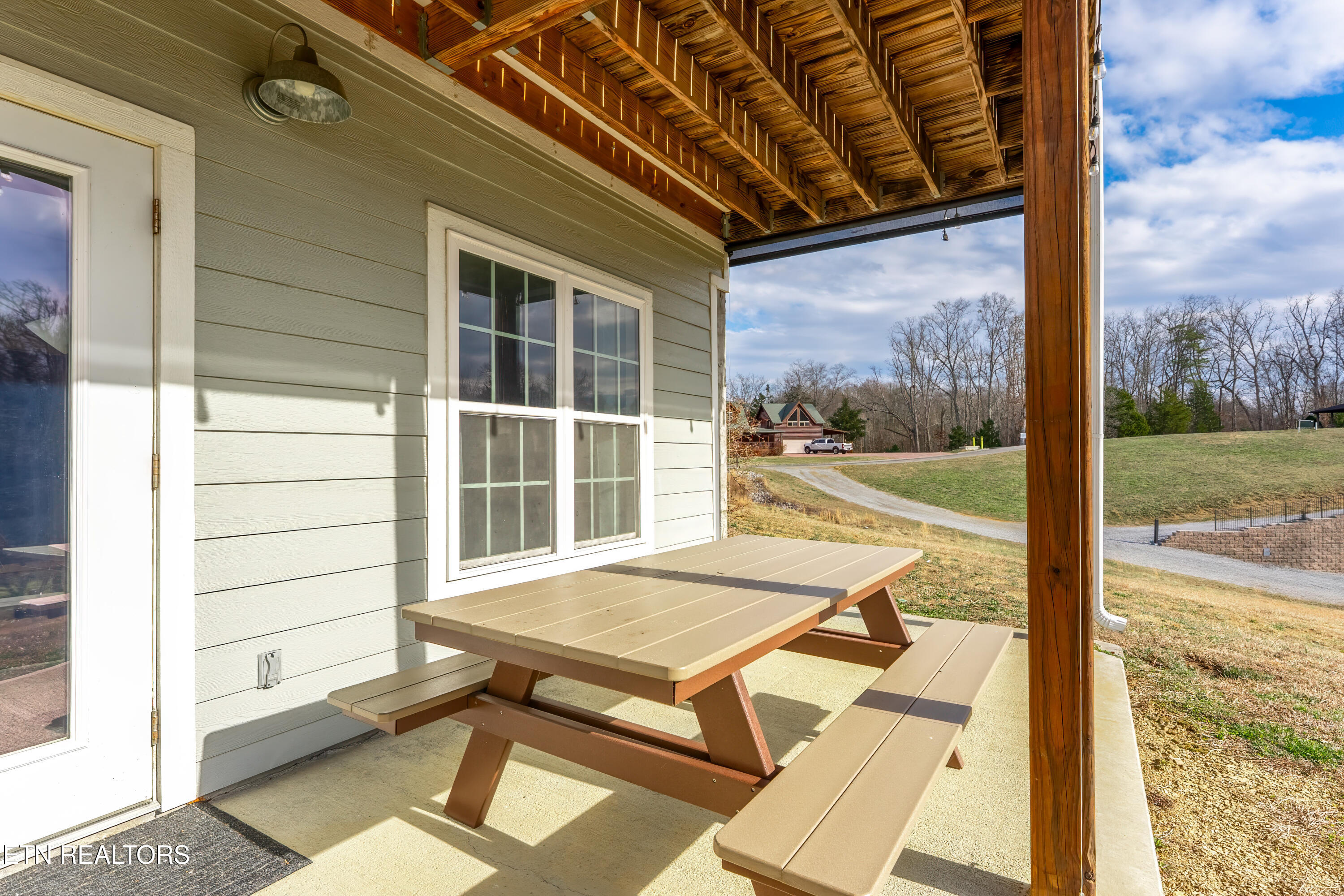 1131 Sanctuary Shores Way Sevierville TN 37876
