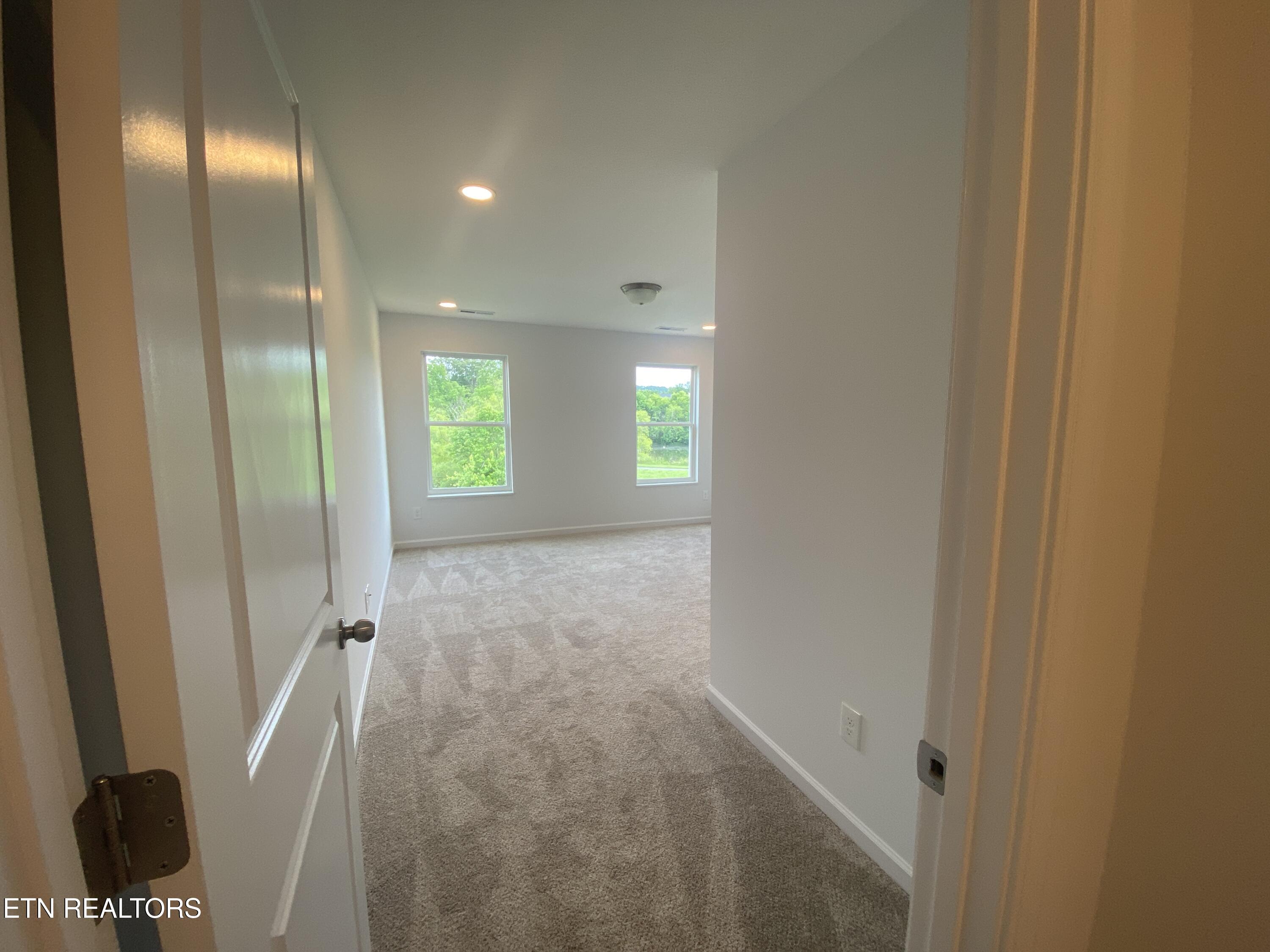 6748 Water Lilly Way Knoxville TN 37918