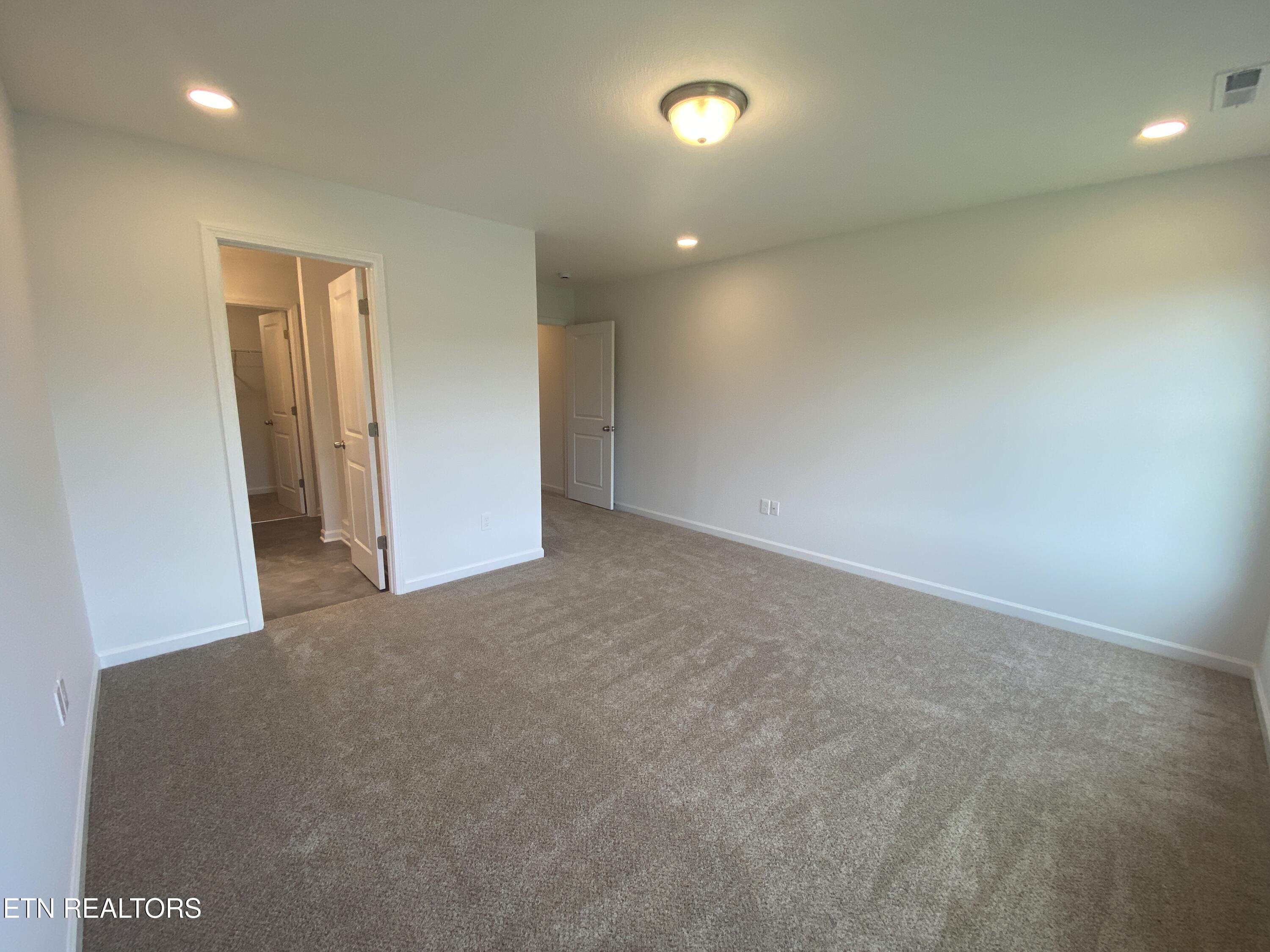 6748 Water Lilly Way Knoxville TN 37918